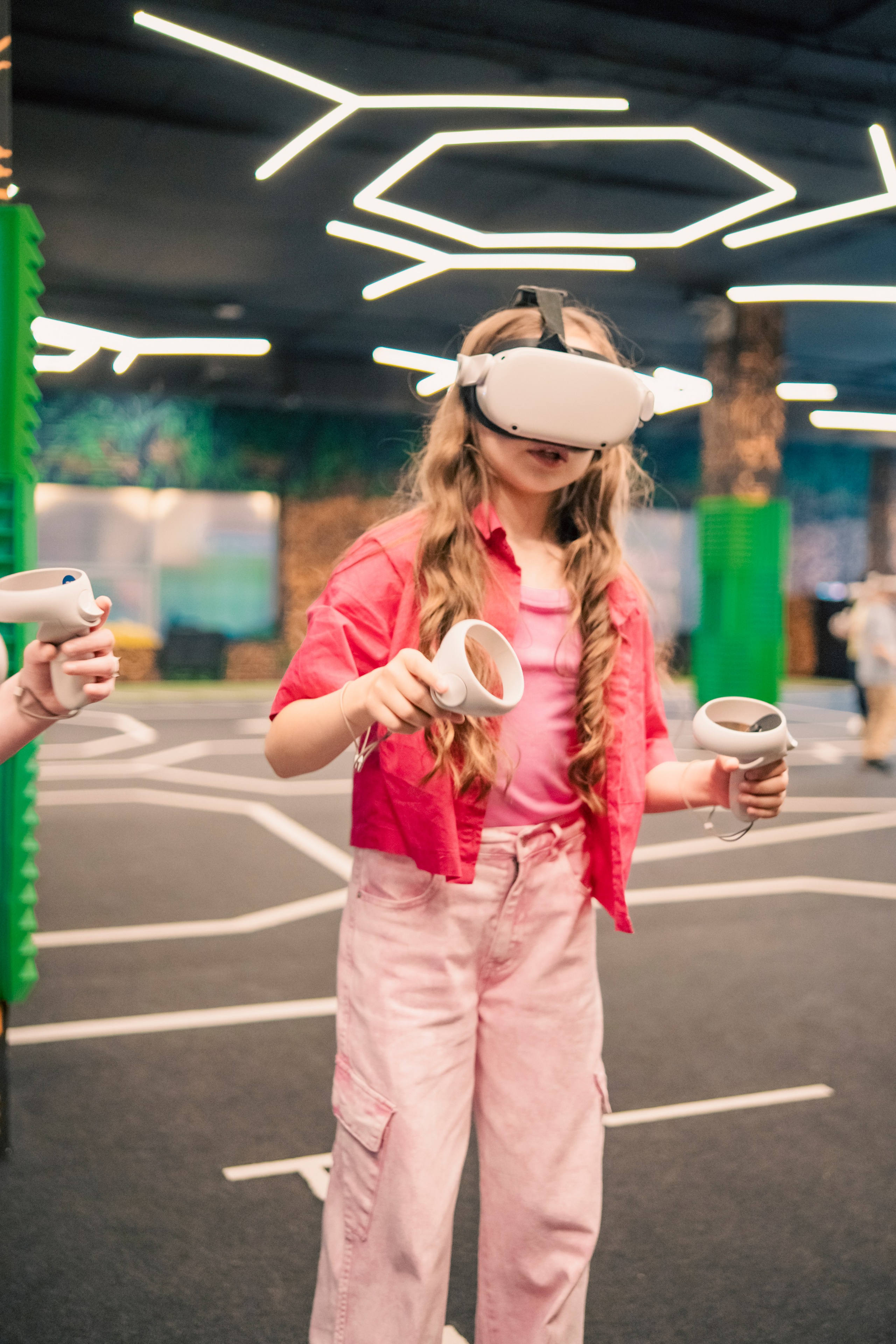 VR April-May. Felixtones