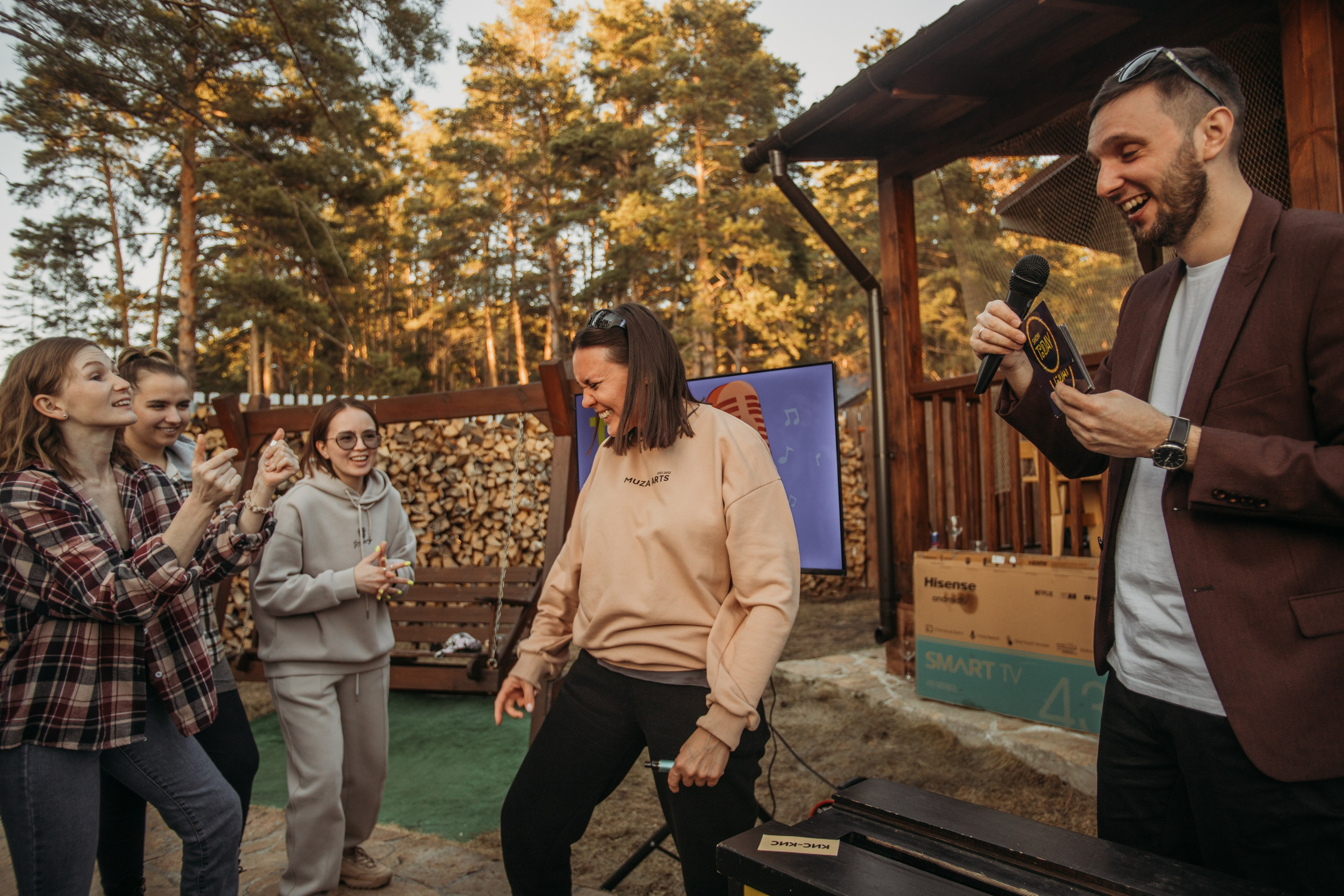 Корпоратив Muza_Arts. Венера Гайн. Репортажный фотограф  Тюмень. Обучение фотографии с 0