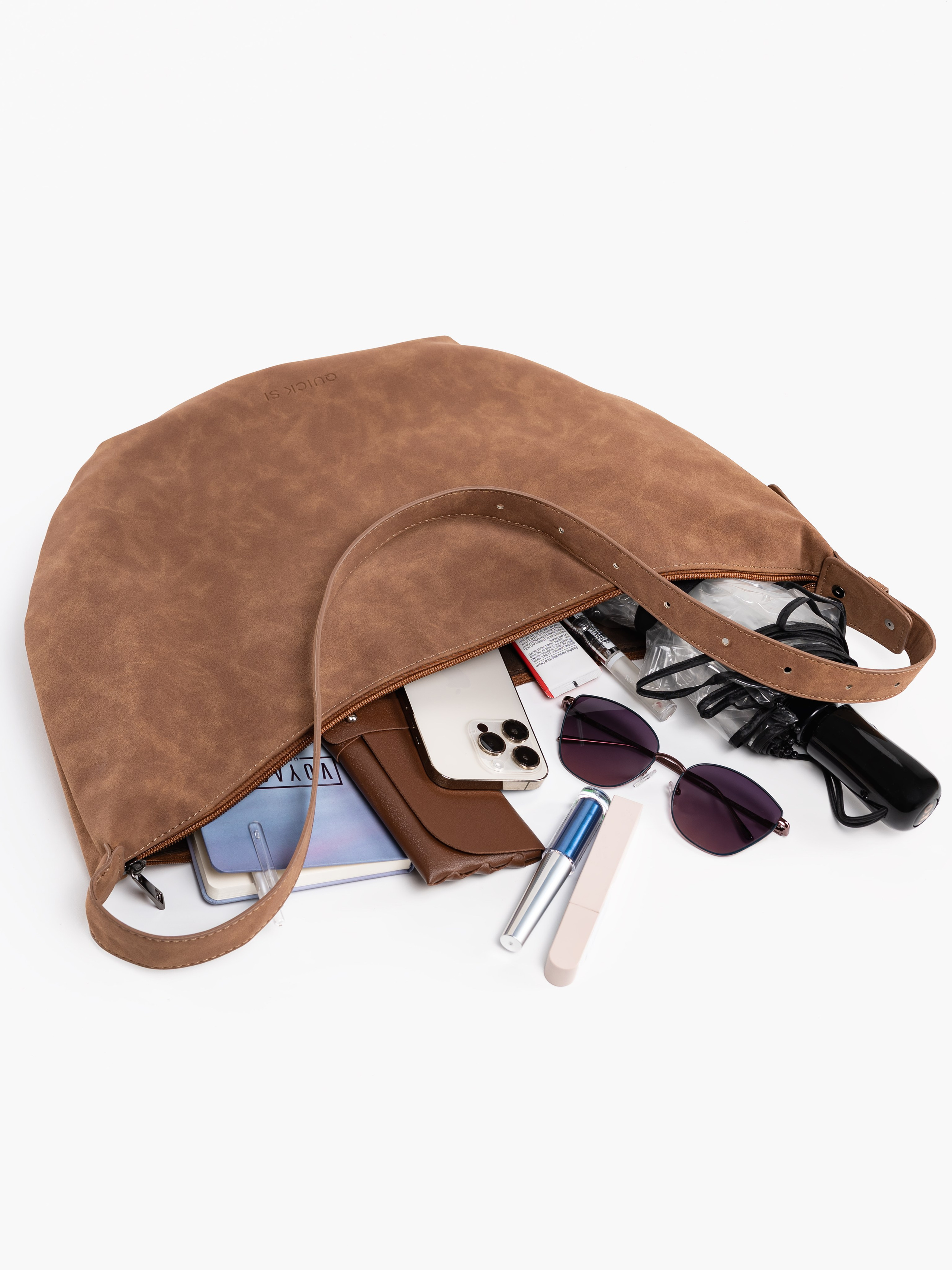 Q Сумки хобо серия 1. Предметный фотограф, фото для маркетплейсов Пятигорск, КМВ