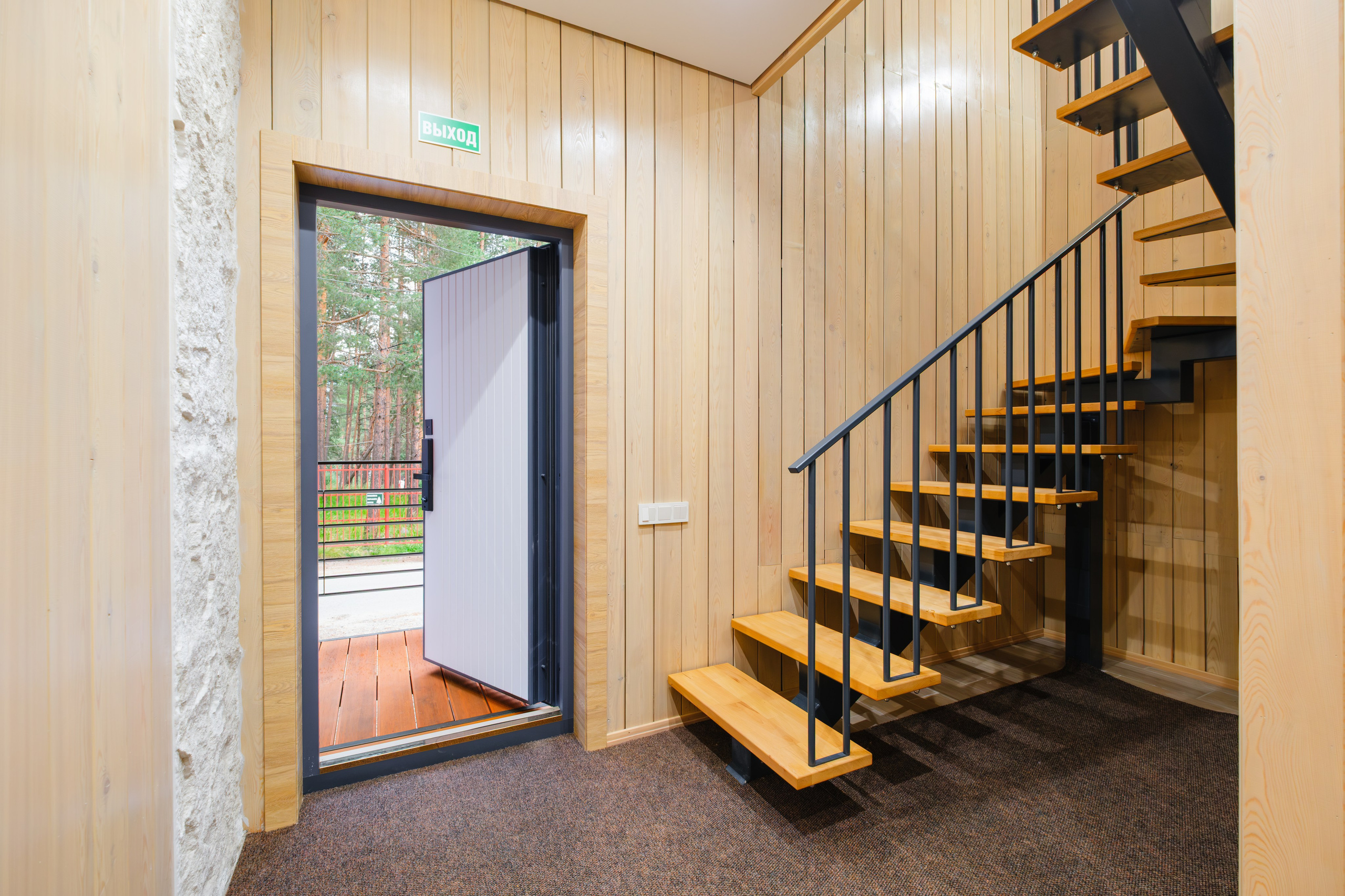 Мини-отель «Larix Hill» Терскол. Фотограф на Эльбрусе • Роман Шатхин