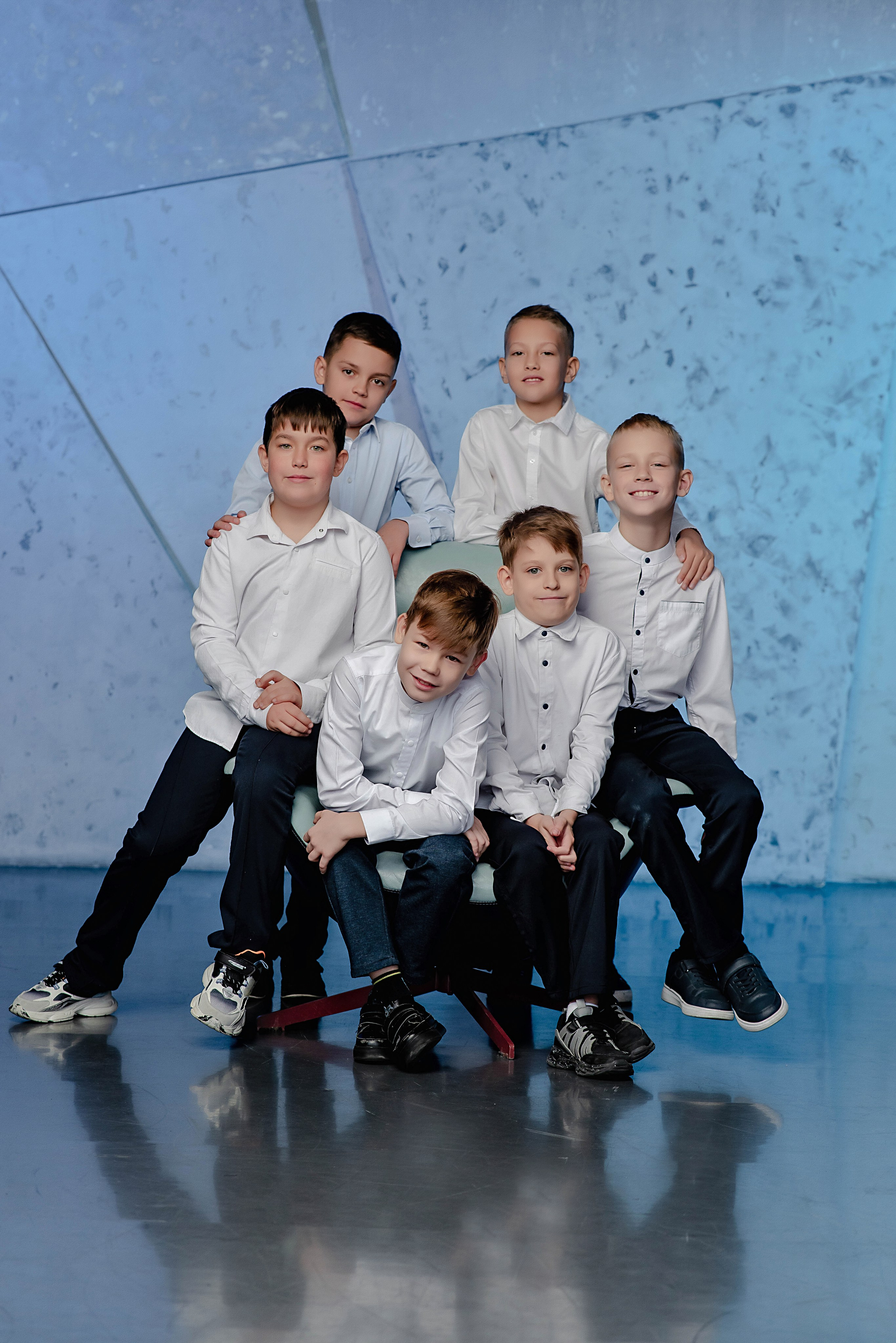 Выпускные (школьные) альбомы (книги) в Ростове-на-Дону. Современные Выпускные Альбомы в Ростове-на-Дону