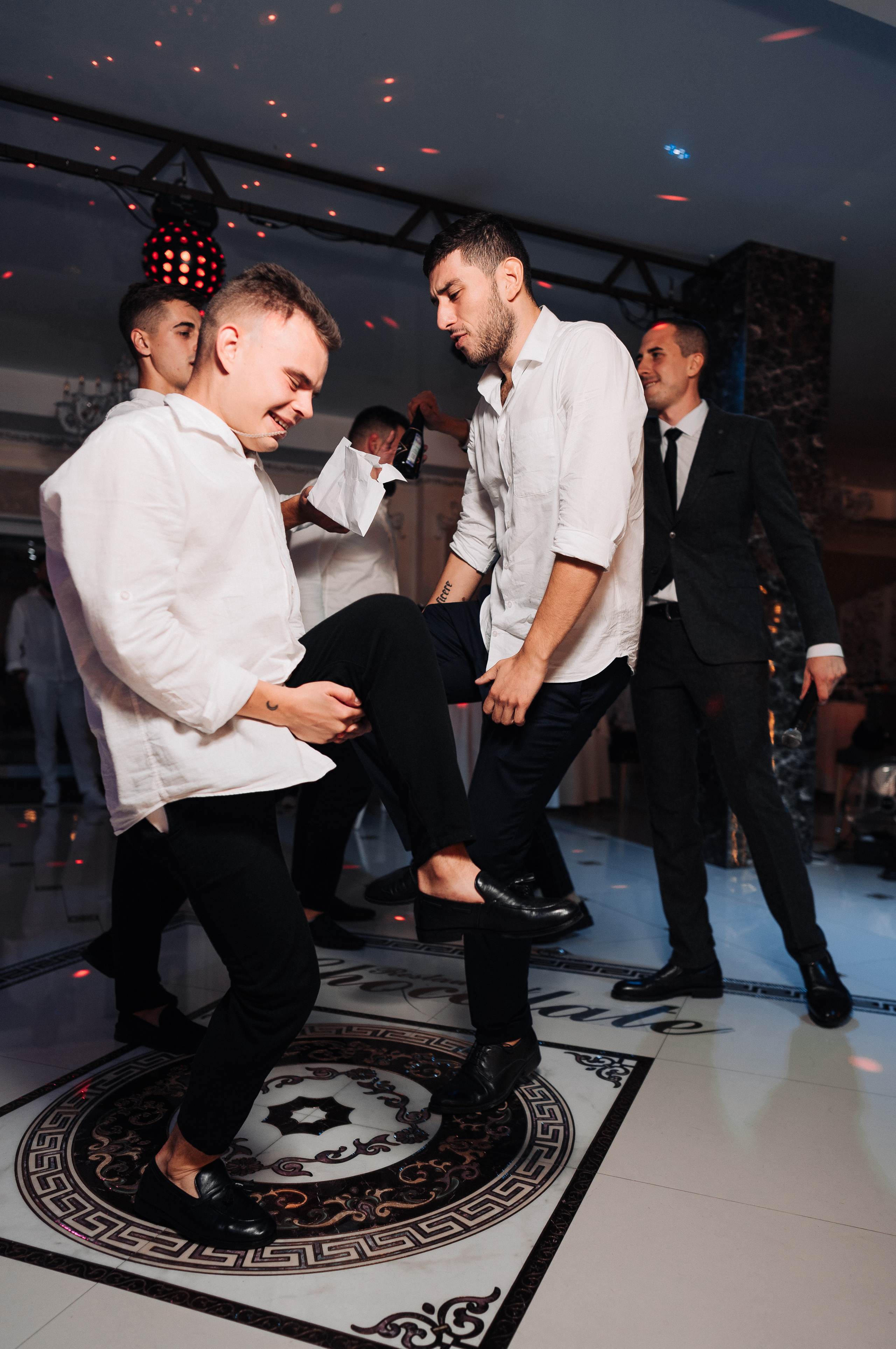 Нежность и веселье. Фотограф — Москва — Артем Гончаренко