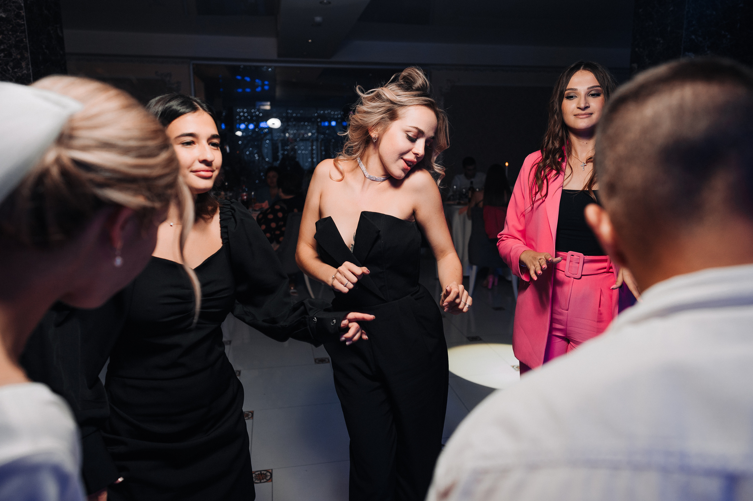 Нежность и веселье. Фотограф — Москва — Артем Гончаренко