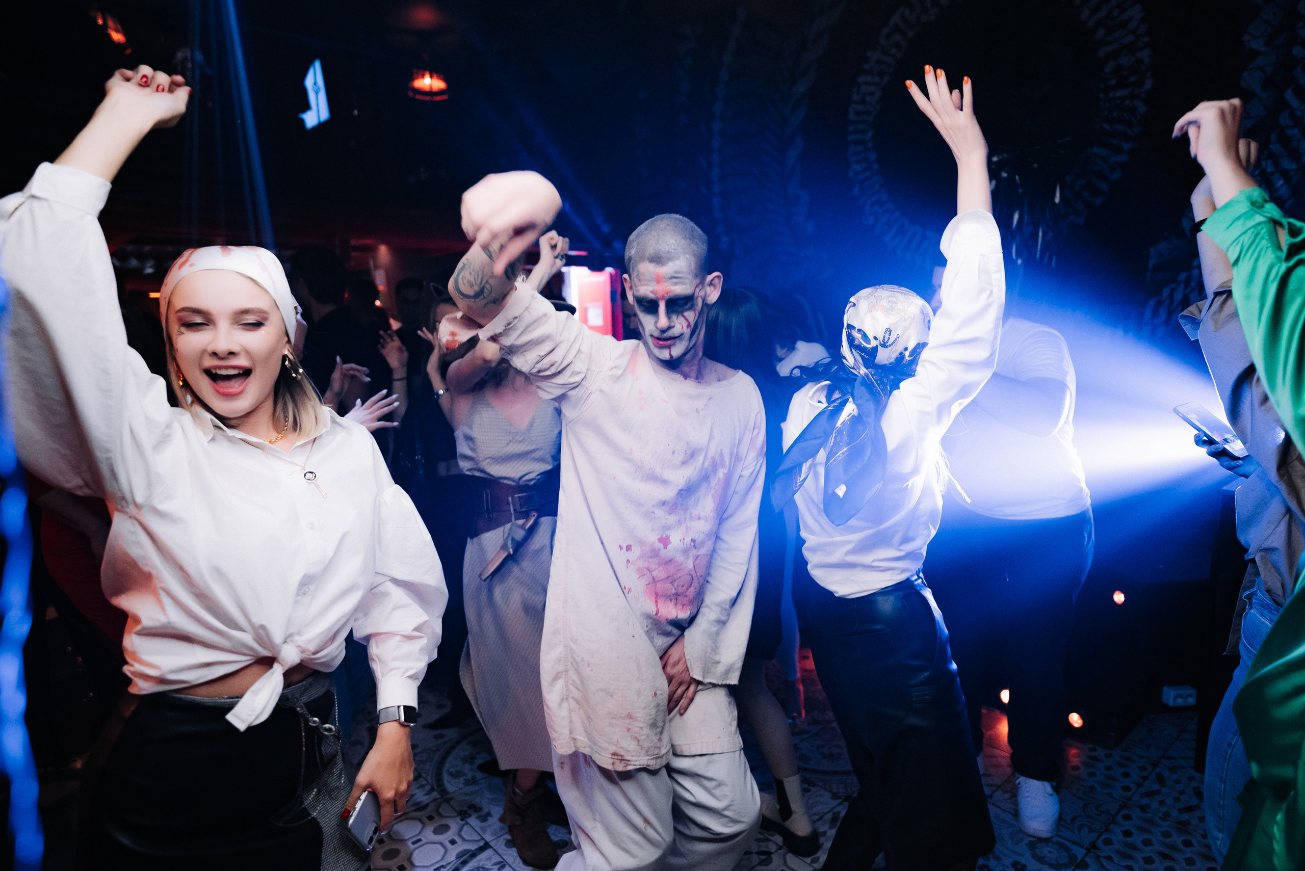 Съёмка ночных заведений. Фотограф — Москва — Артем Гончаренко