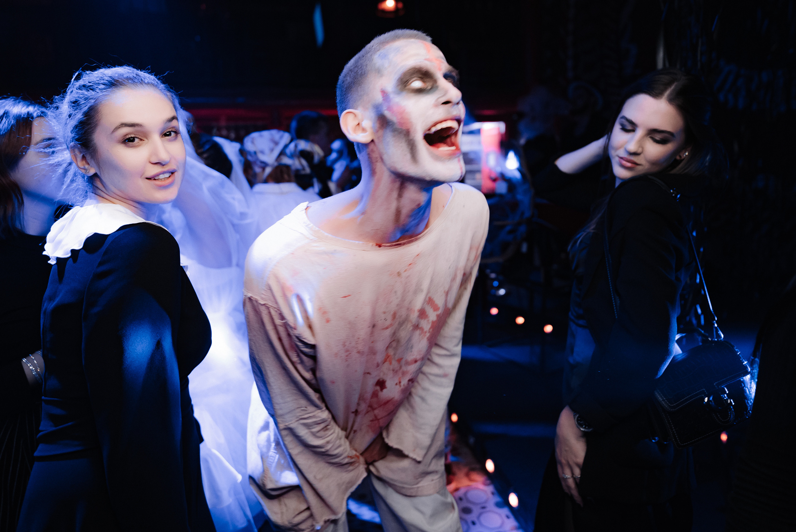 Съёмка ночных заведений. Фотограф — Москва — Артем Гончаренко