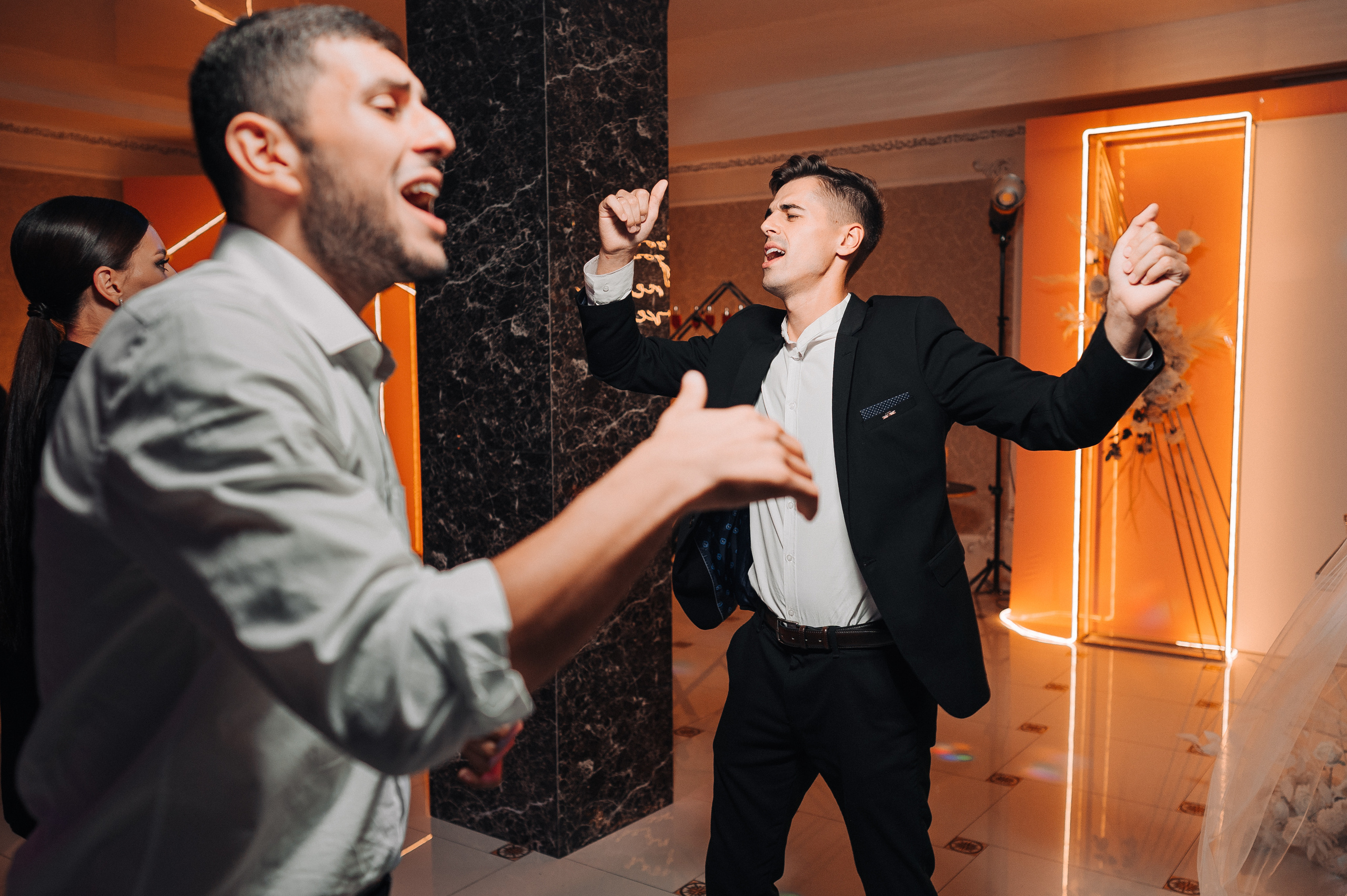 Нежность и веселье. Фотограф — Москва — Артем Гончаренко