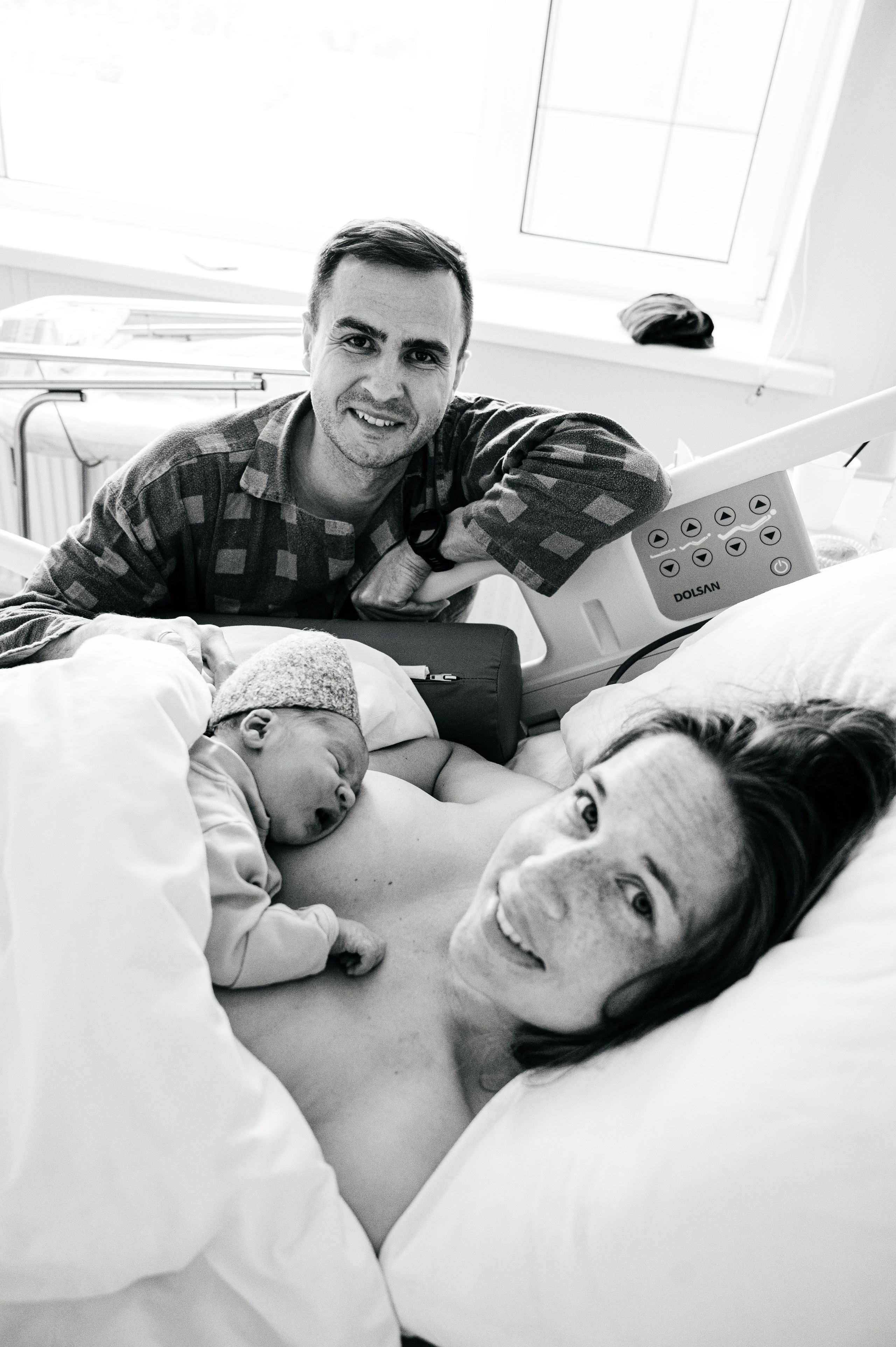 Мирослава родилась. Фотограф на роды СПБ Юлия Герасимова