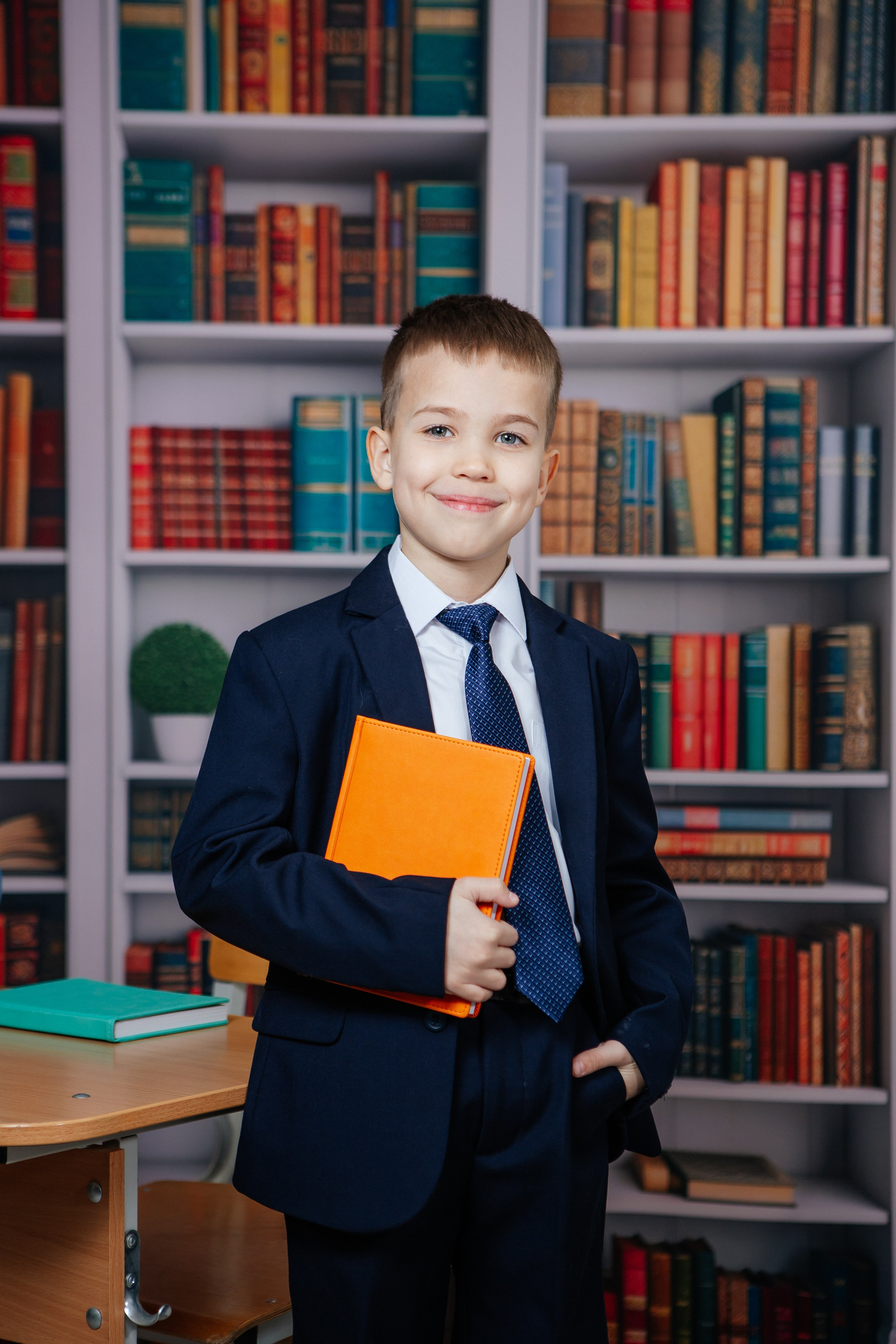 Стеллаж. Выездной проект. Фото дети. Выпускные альбомы Нижний Тагил