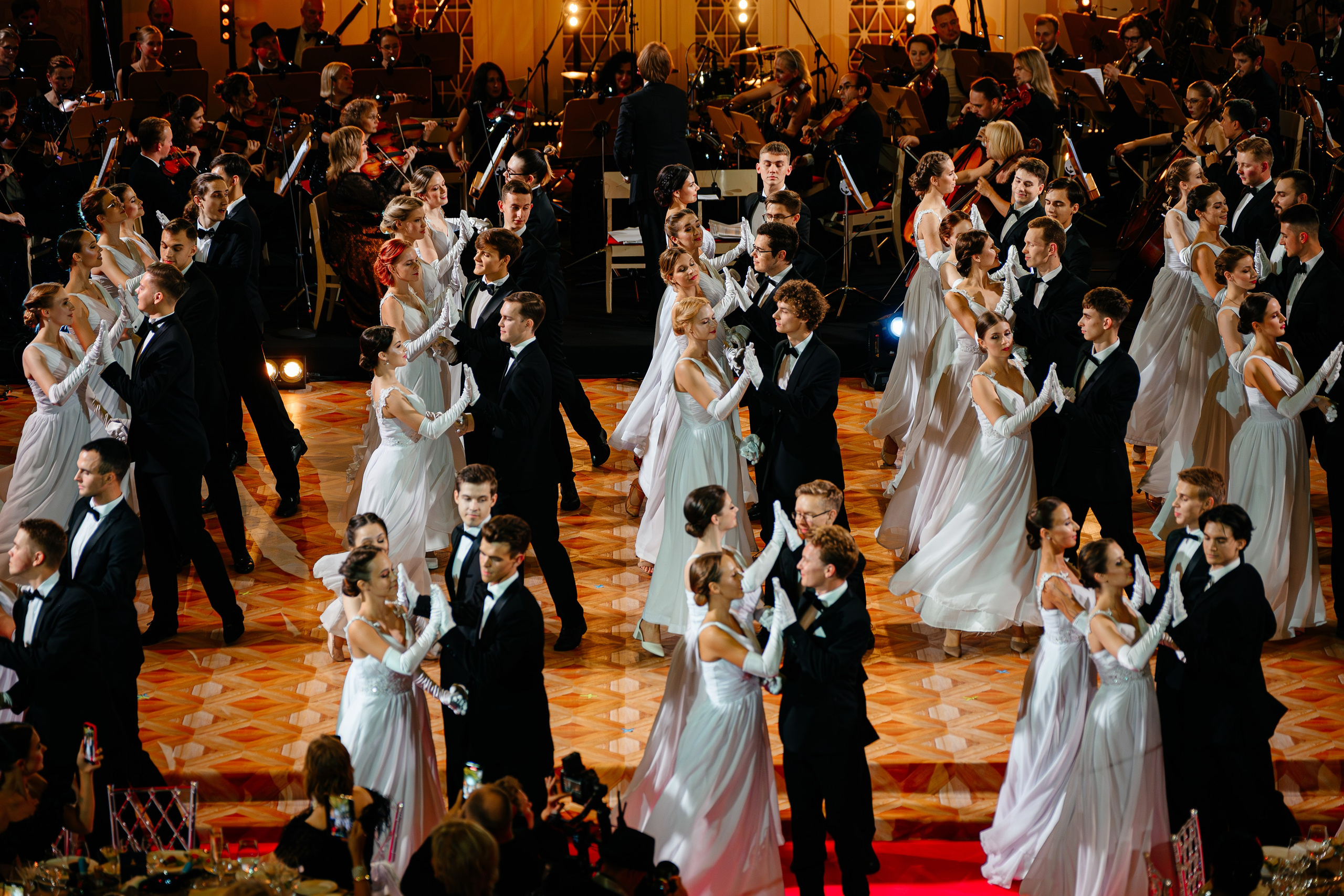 Петровский бал 2025. Коммерческий фотограф в Санкт-Петербурге Анна Кобзарь