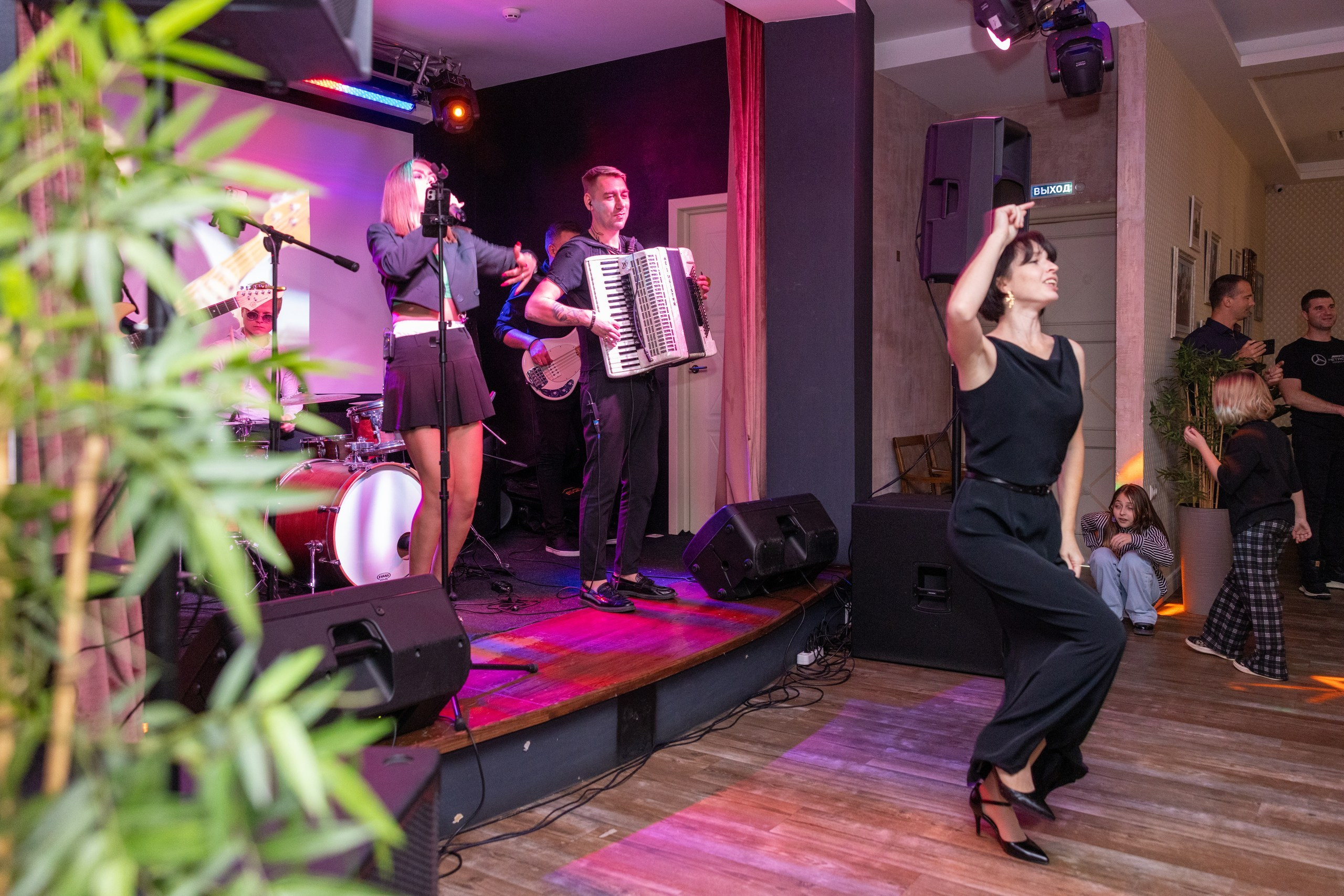 Юбилей в ресторане Тбилиси. Фотограф в Туле Крупский АнДРей. Фотостудия «КАДР71» в Туле