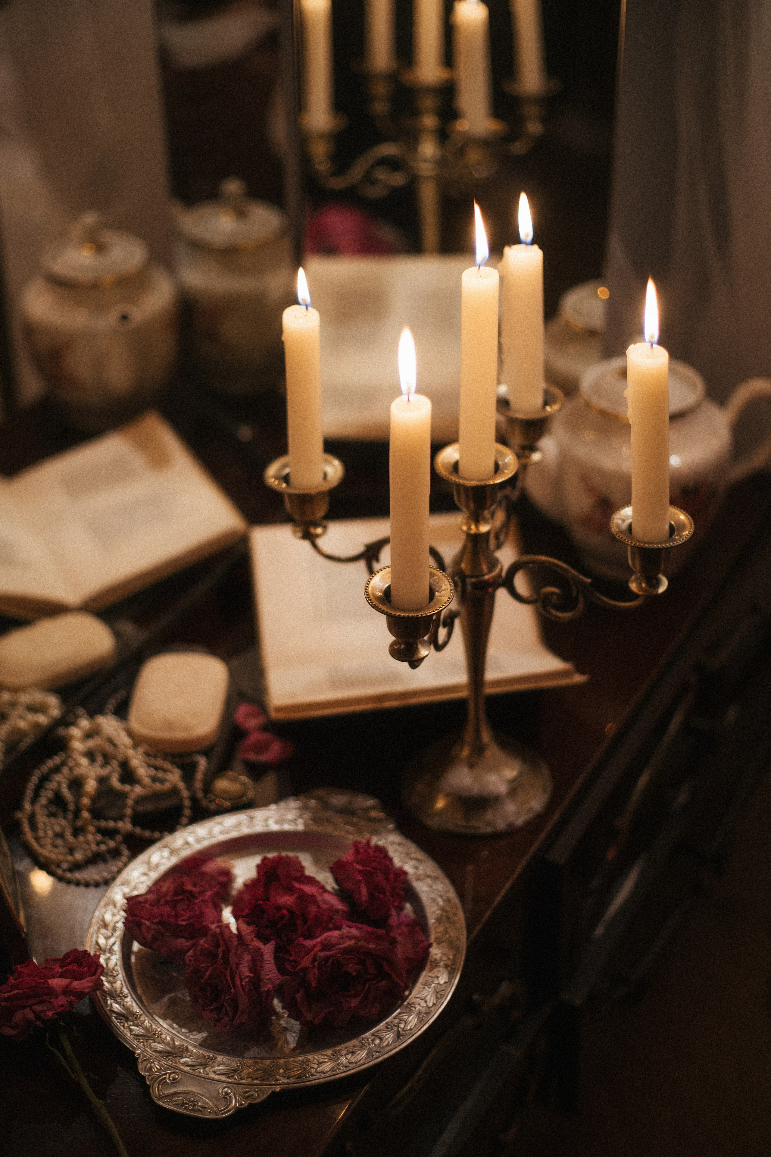 Маша, Даша и Ассель. Фотограф Ксения Меркулова