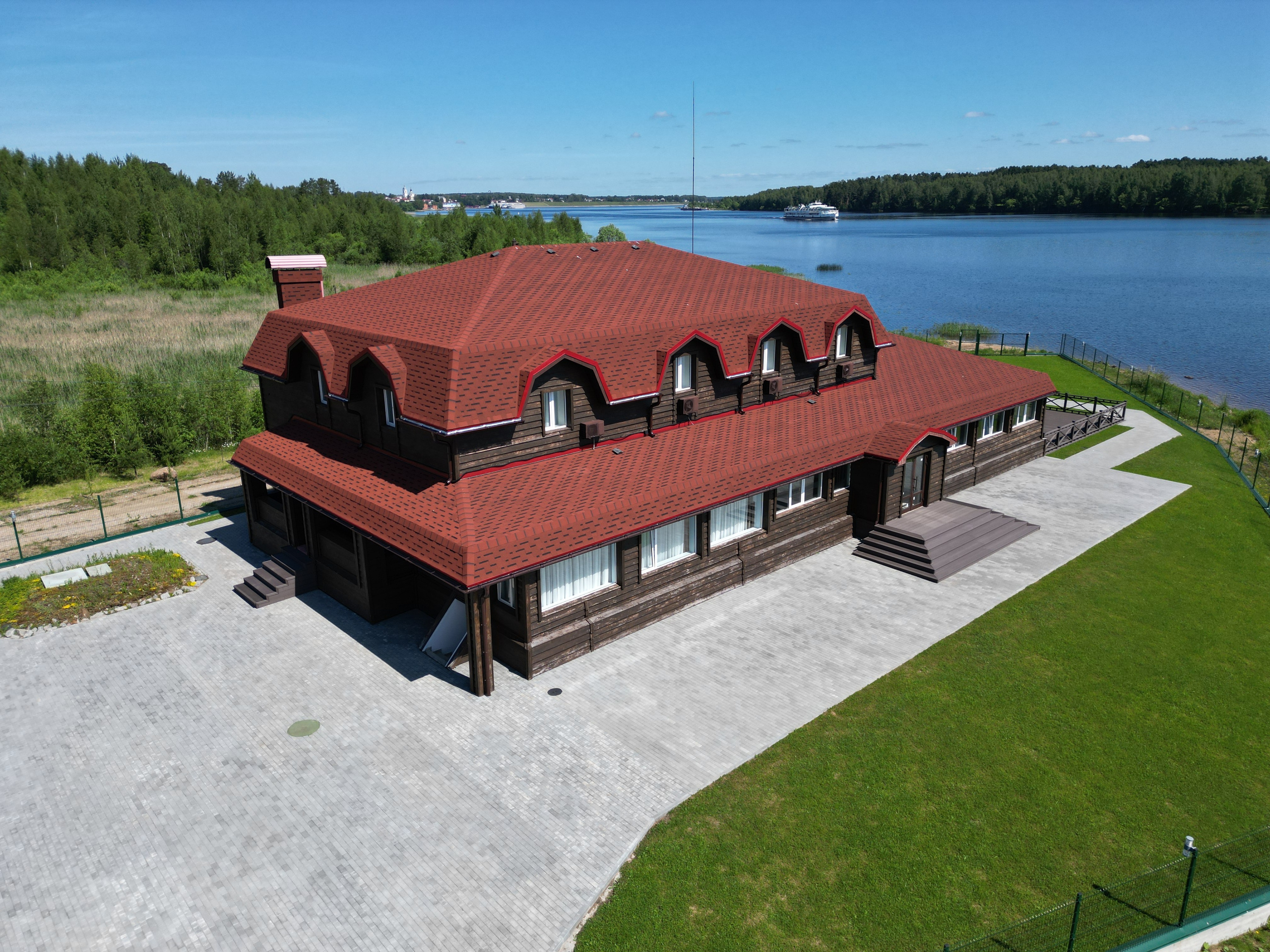 Аэросъёмка в Ярославле дрон квадрокоптер — портфолио Грибов Медиа. Фото и видеосъёмка в Ярославле | Грибов Медиа контент студия  — от 2500 ₽/час