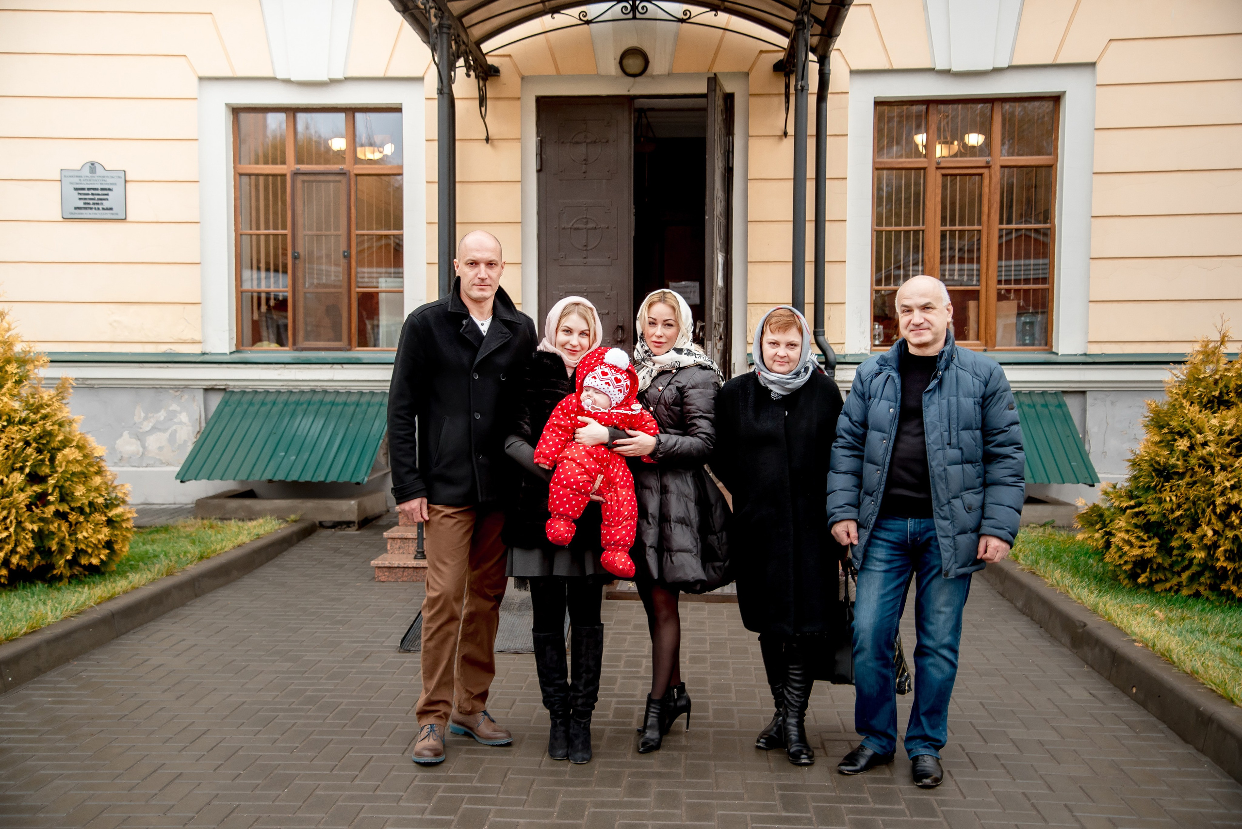 Крещение в мужском монастыре. Фотограф Мария Стрелкова