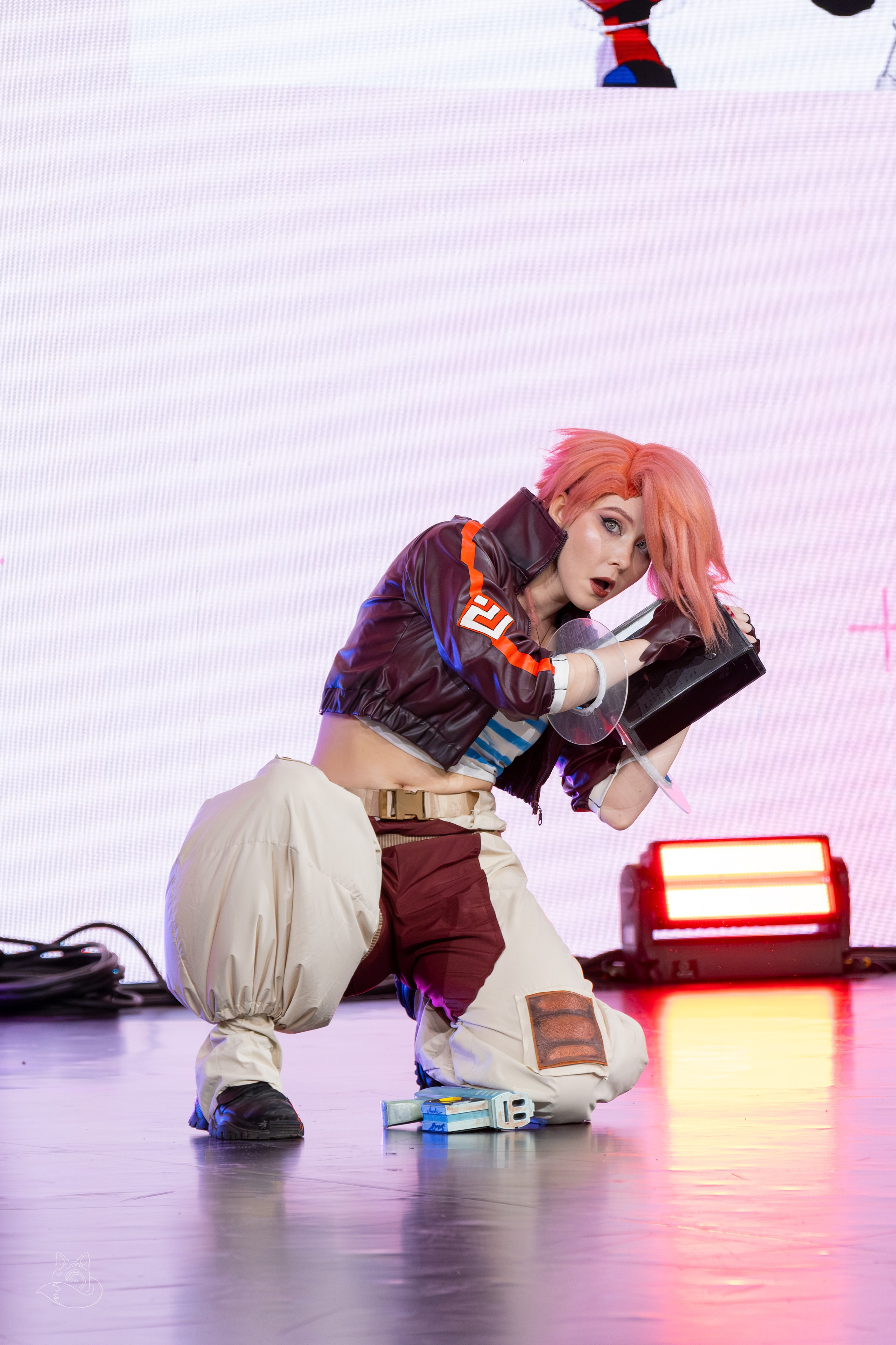 Сцена РЭД ЭКСПО 2024. Косплей фотограф