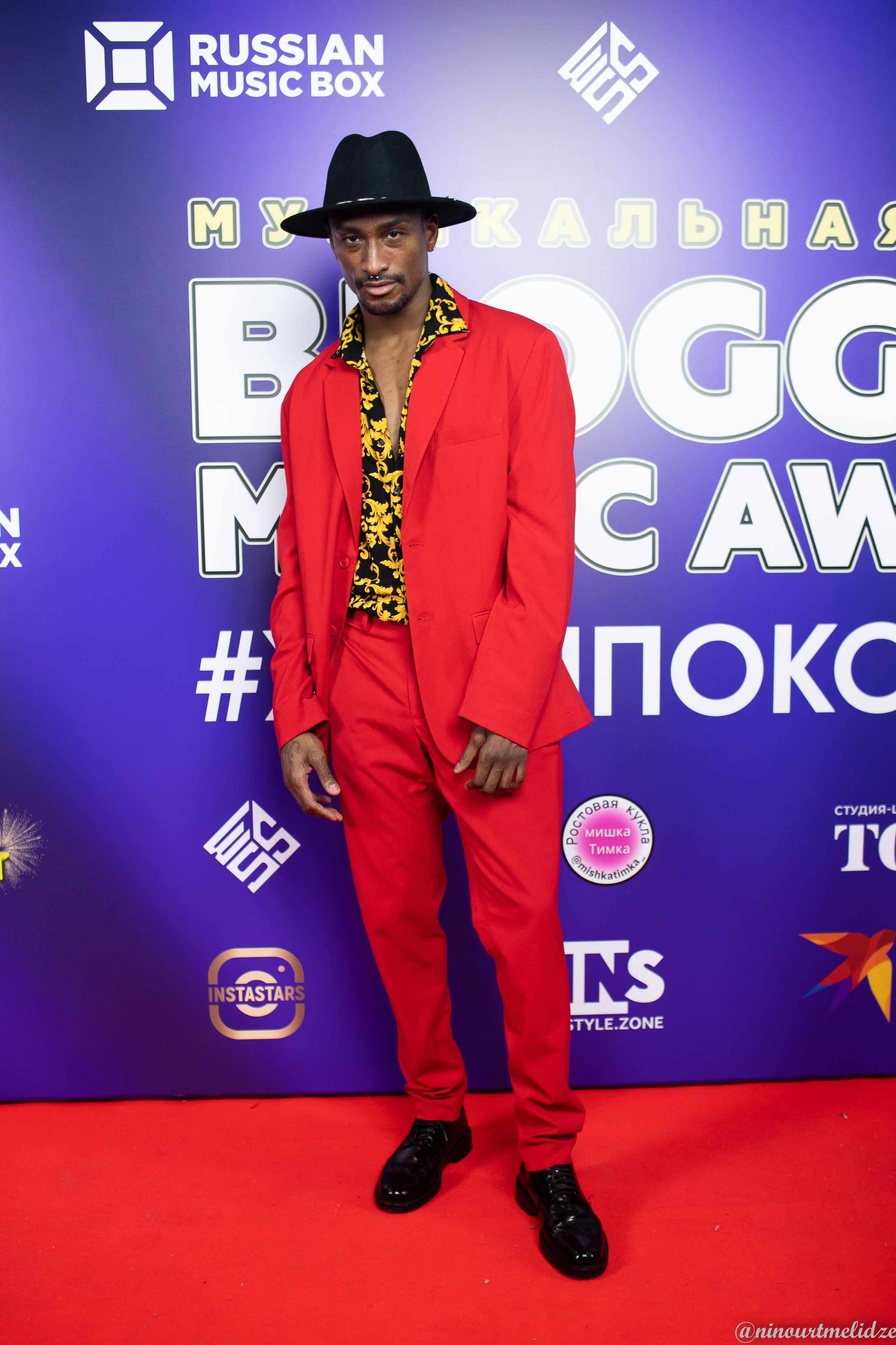 Music box награждение. Art photographer Nino