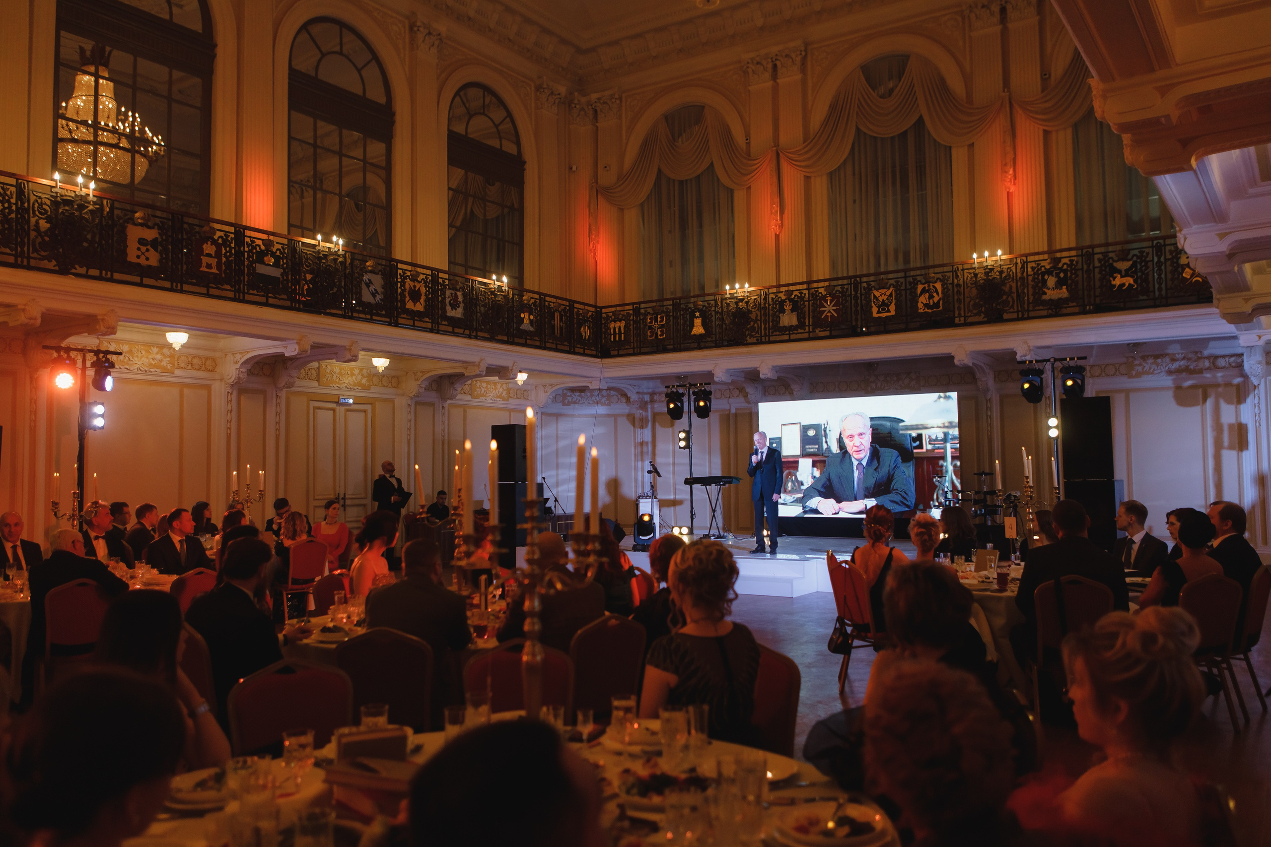 Банкет в бальном стиле. Семейный и свадебный фотограф в Нижнем Новгороде