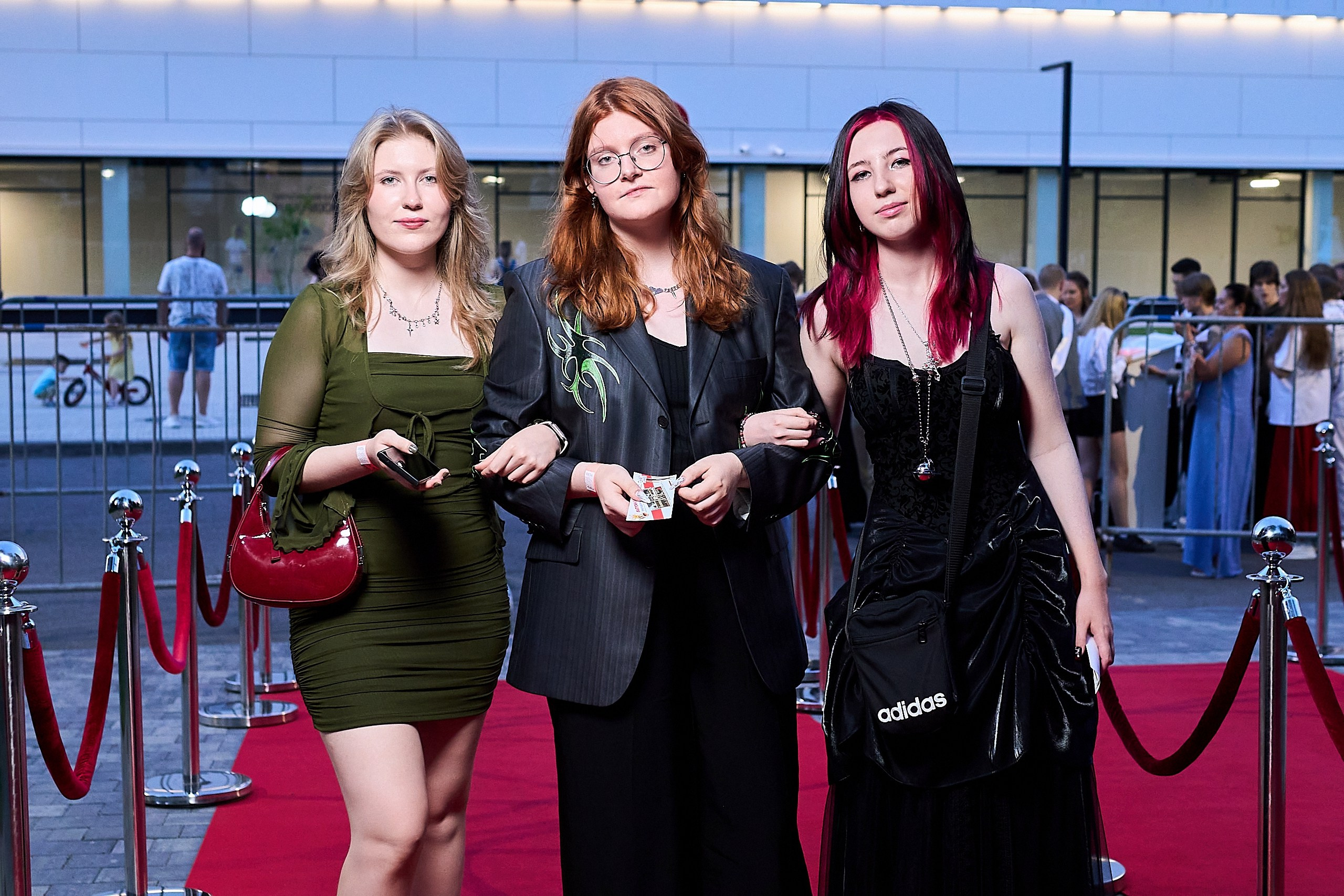 Выпускной 2024 концертный зал Академия ВТБ. Фотограф и Видеограф в Москве. Олег Корушев