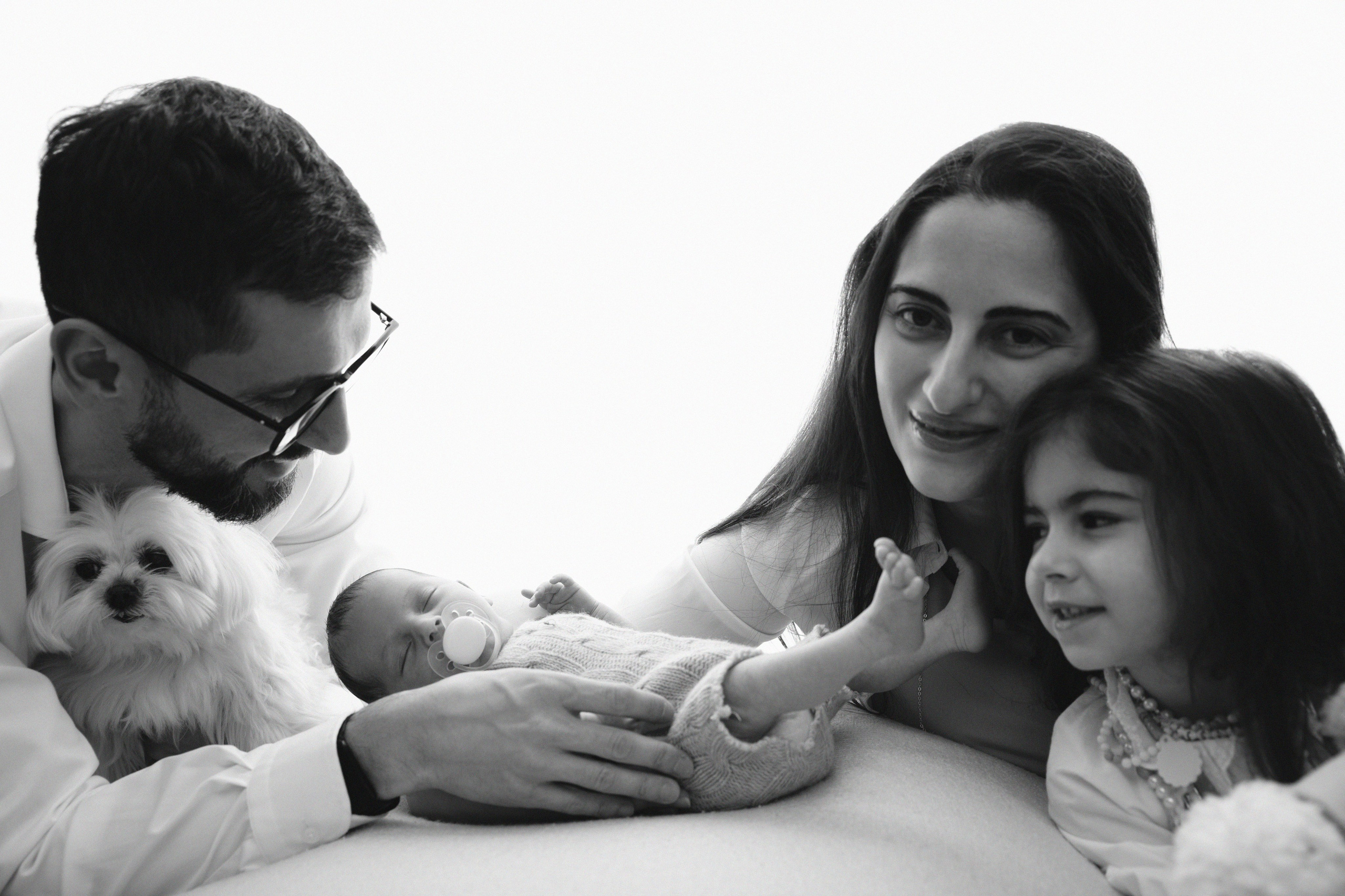 Съемка новорожденного в студии. Фотограф новорожденных, детский фотограф  Москва.Семейная съемка Москва. Семенова Анна