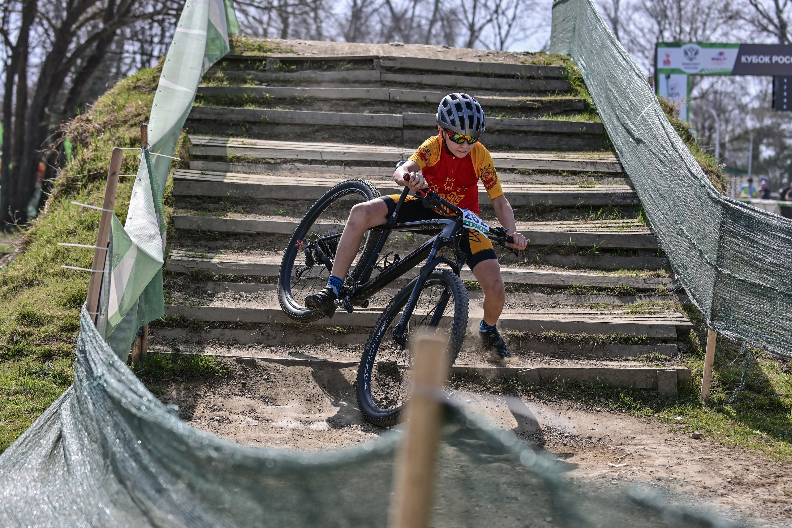 Маунтинбайк, кросс-кантри в Архипо-Осиповке 16 марта 2025. Спортивный фотограф, фотожурналист Павел Ларькин