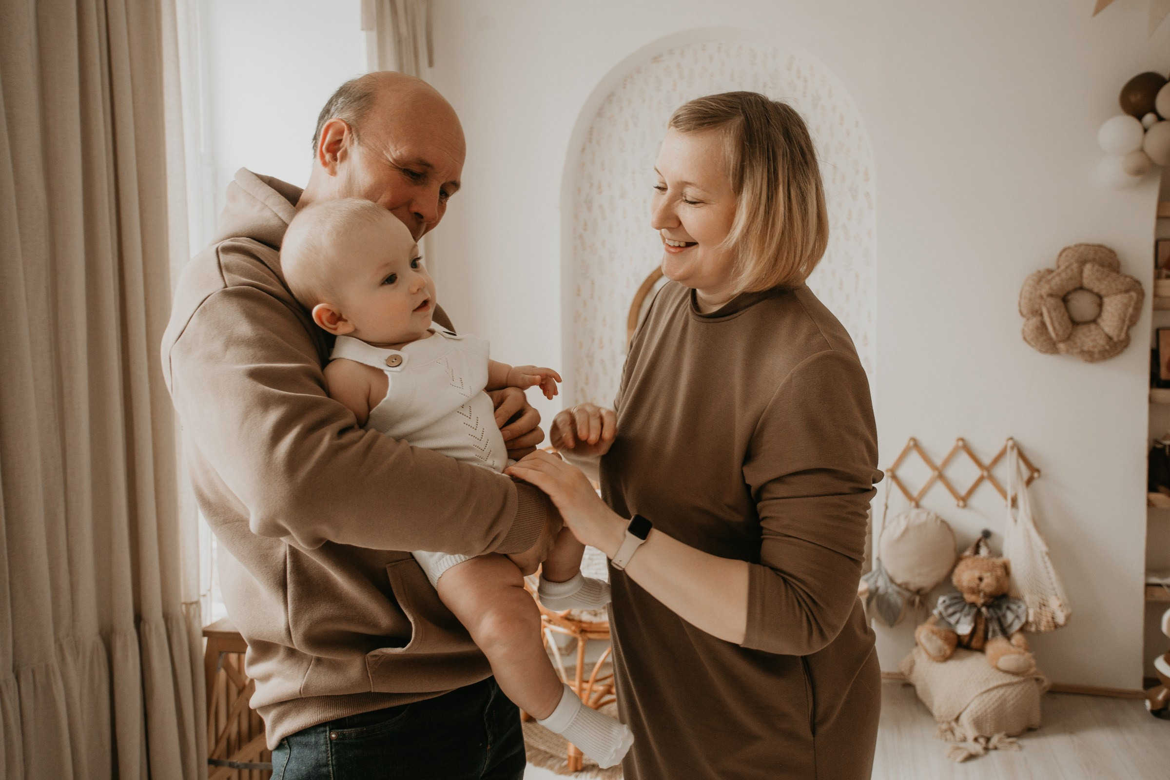 Ангелина и Егор с семьей. Свадебный и семейный фотограф в Тюмени Александр Виноградов