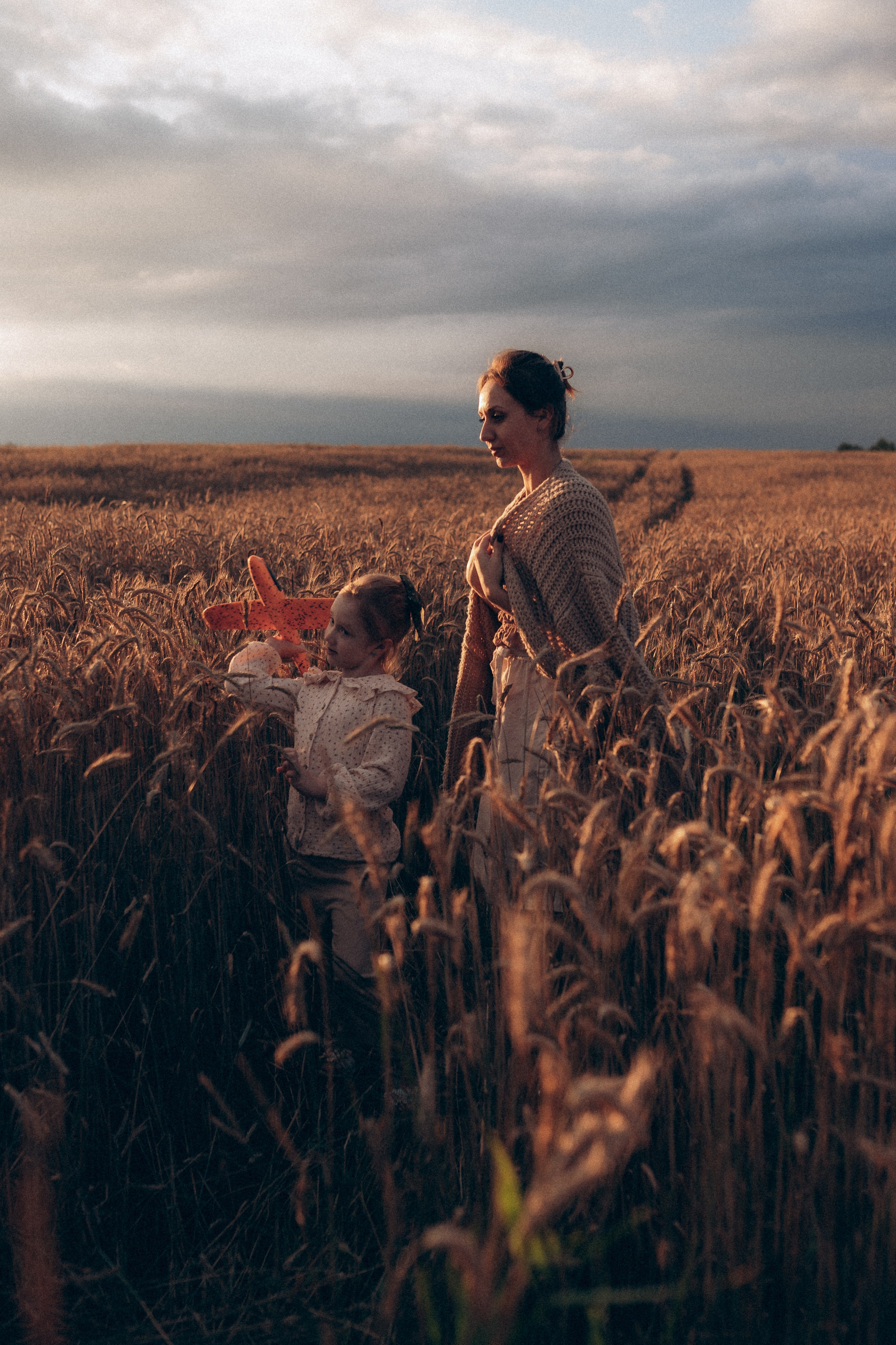 Алёна и семья. Фотограф Торопец Кристина Абрамова Kanwellia photography