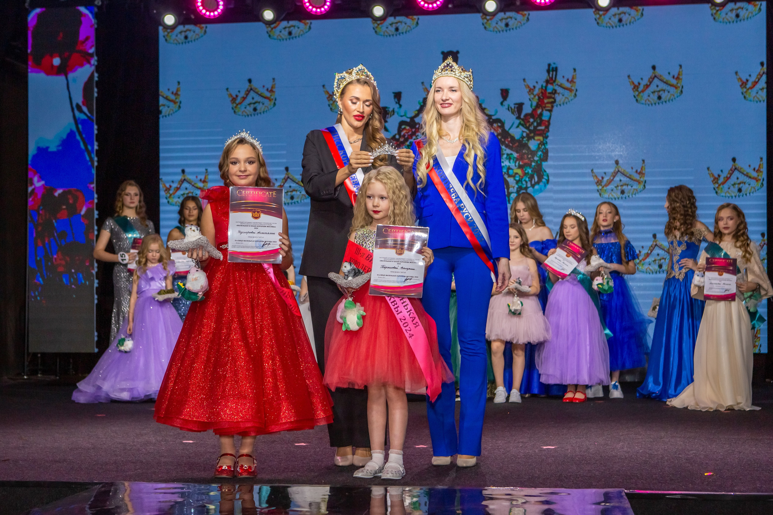 Юная королева Москвы 2024. Репортажный, семейный, свадебный, портретный фотограф