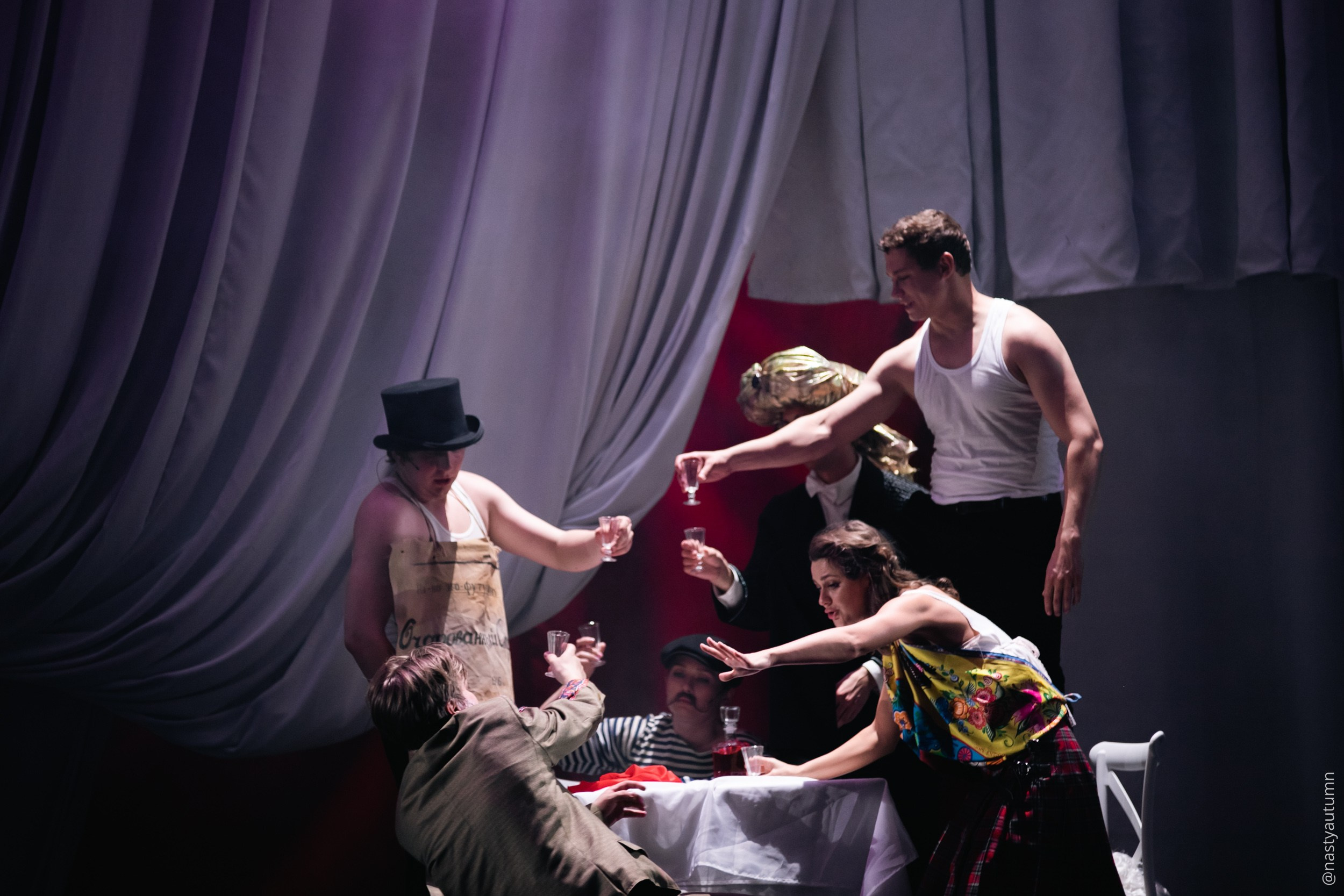 Генеральный прогон «Маяковский. Я сам.». Репортажный и концертный фотограф в Москве Анастасия Осень