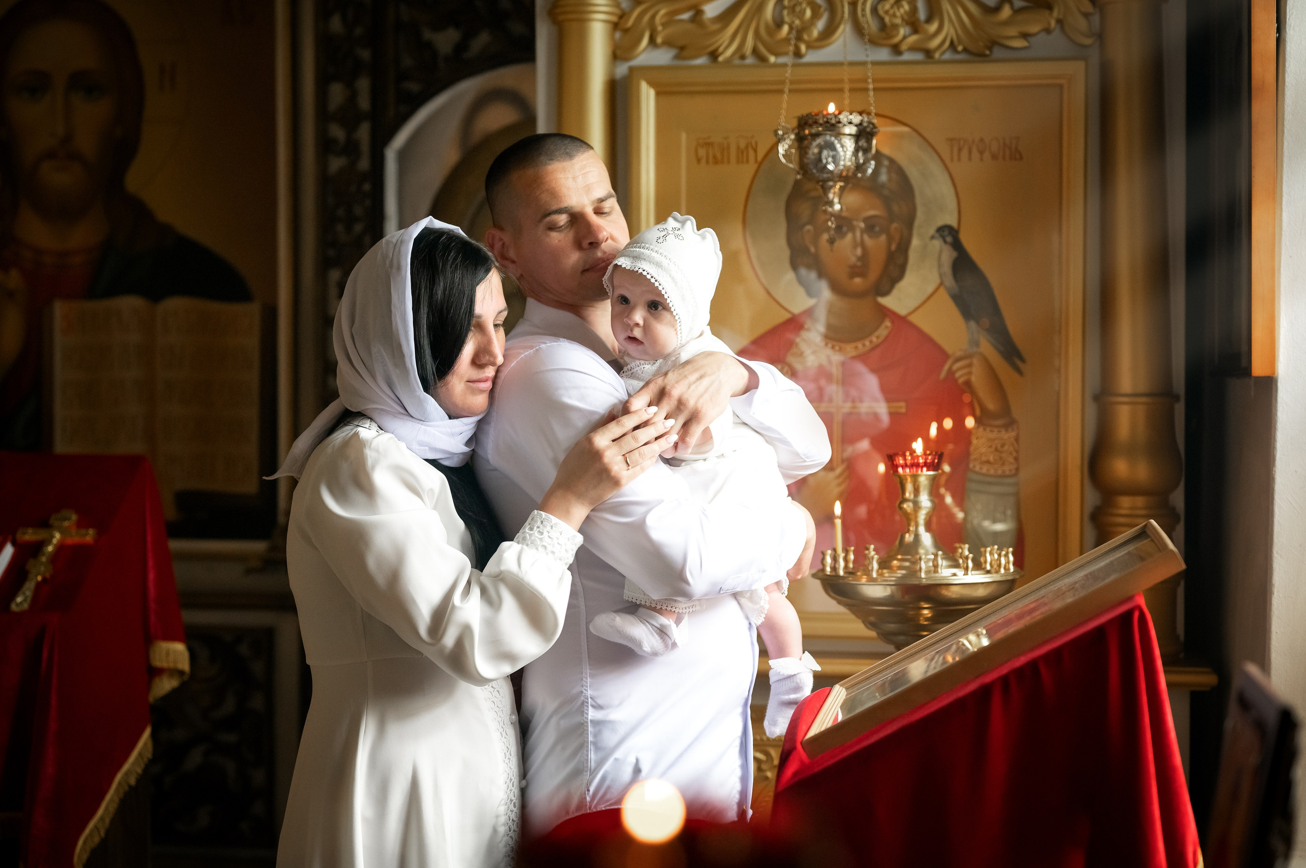 Таинство крещения. Фотограф новорождённых, семейный, школьный в городе Калуге Евгения