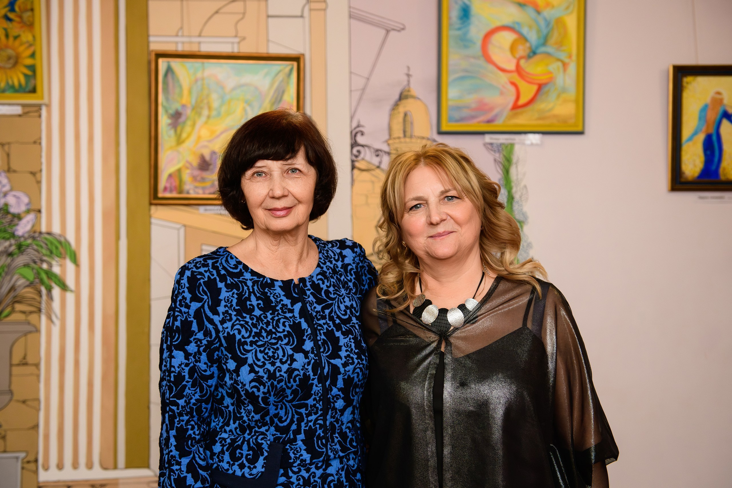 Выставка «Влюбленная в мир». Художница Татьяна Иванова-Гуляева. Фотограф Валерия Голубева (Миронова)