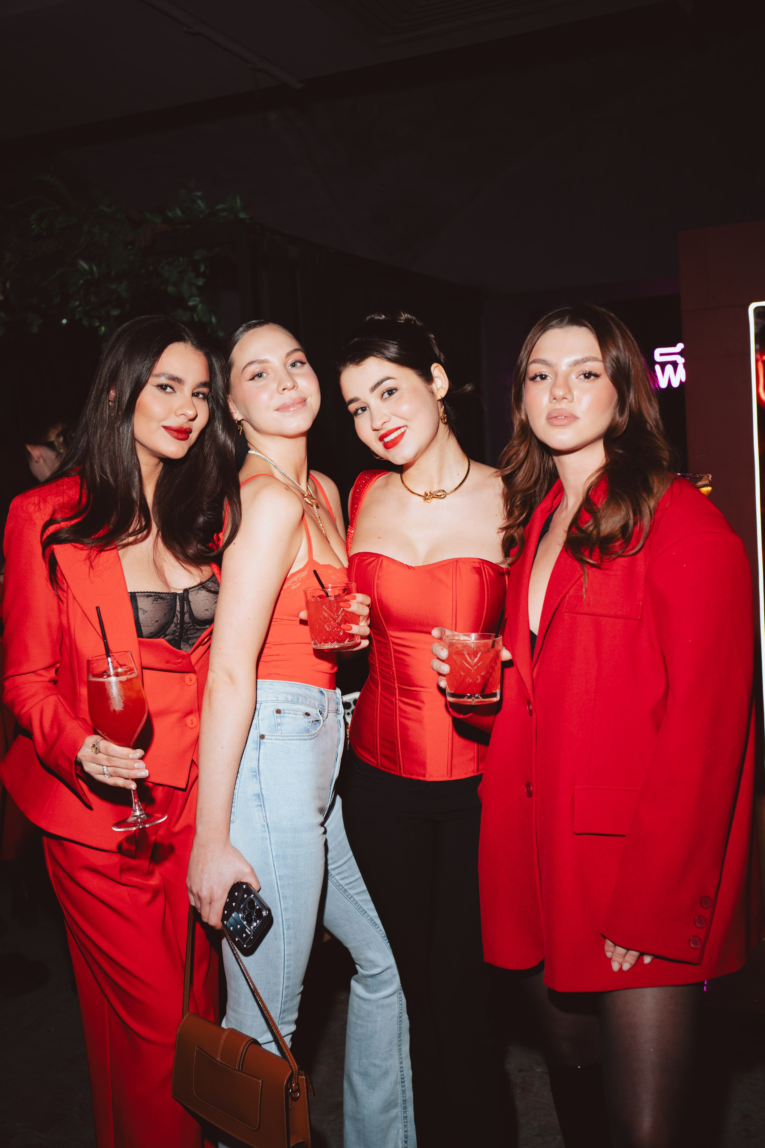 SO STRIP // Woman's moment. Репортажный фотограф в Казани Виктория Трунова