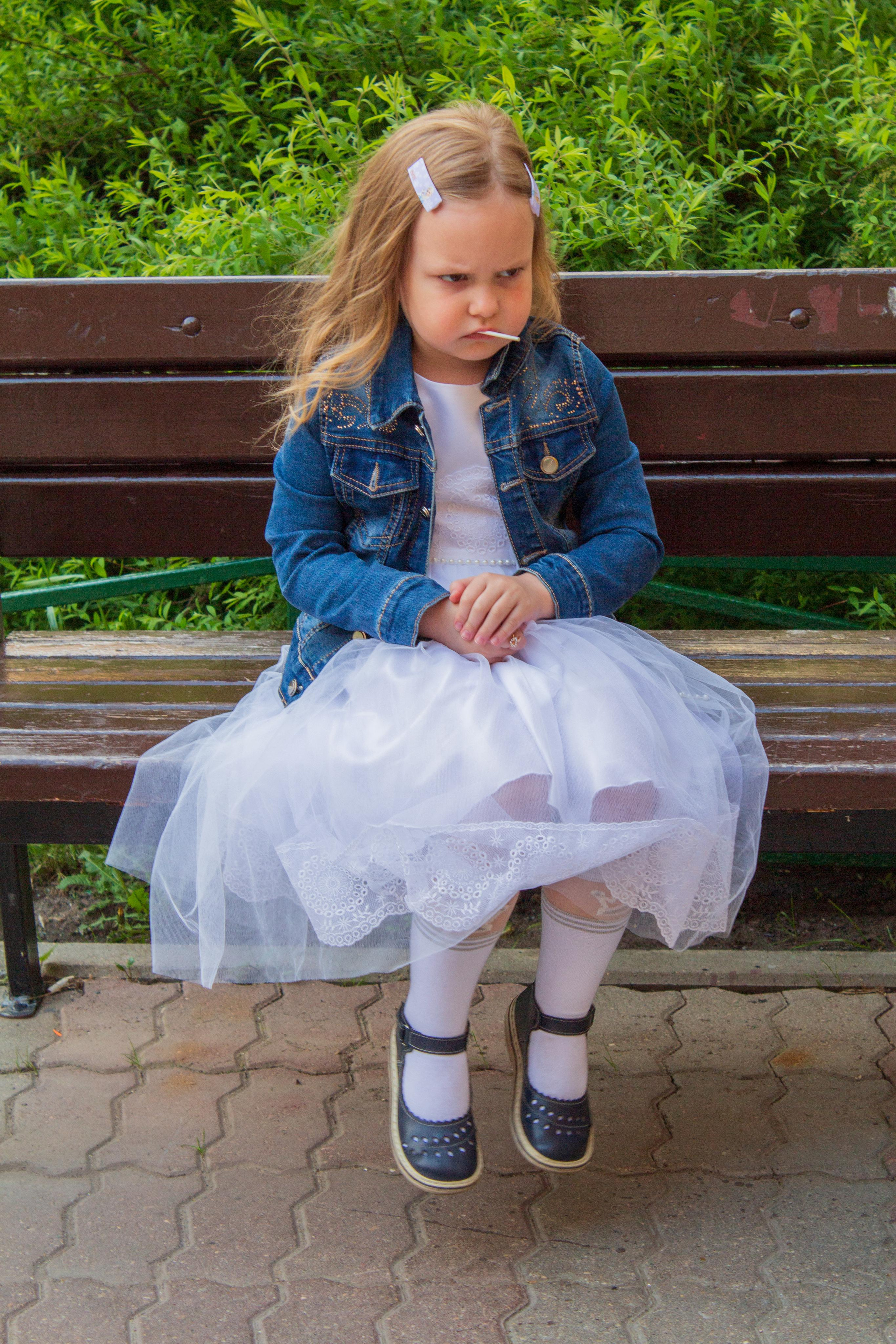 Цветочки в ушки или Как у принцессы Маруси появились сережки. Фотограф для вас и вашего бизнеса в Москве Альбина Никифоров