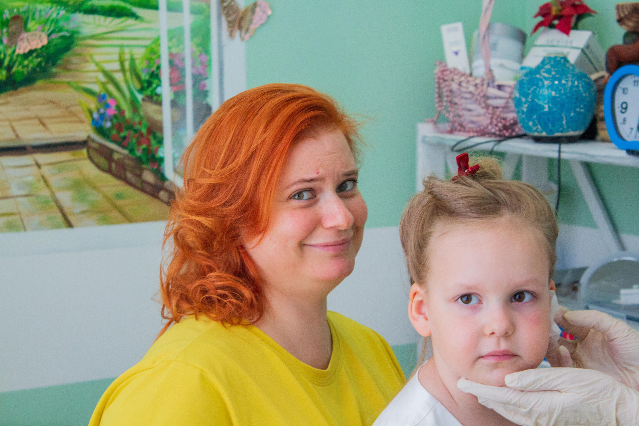 Цветочки в ушки или Как у принцессы Маруси появились сережки. Фотограф для вас и вашего бизнеса в Москве Альбина Никифоров