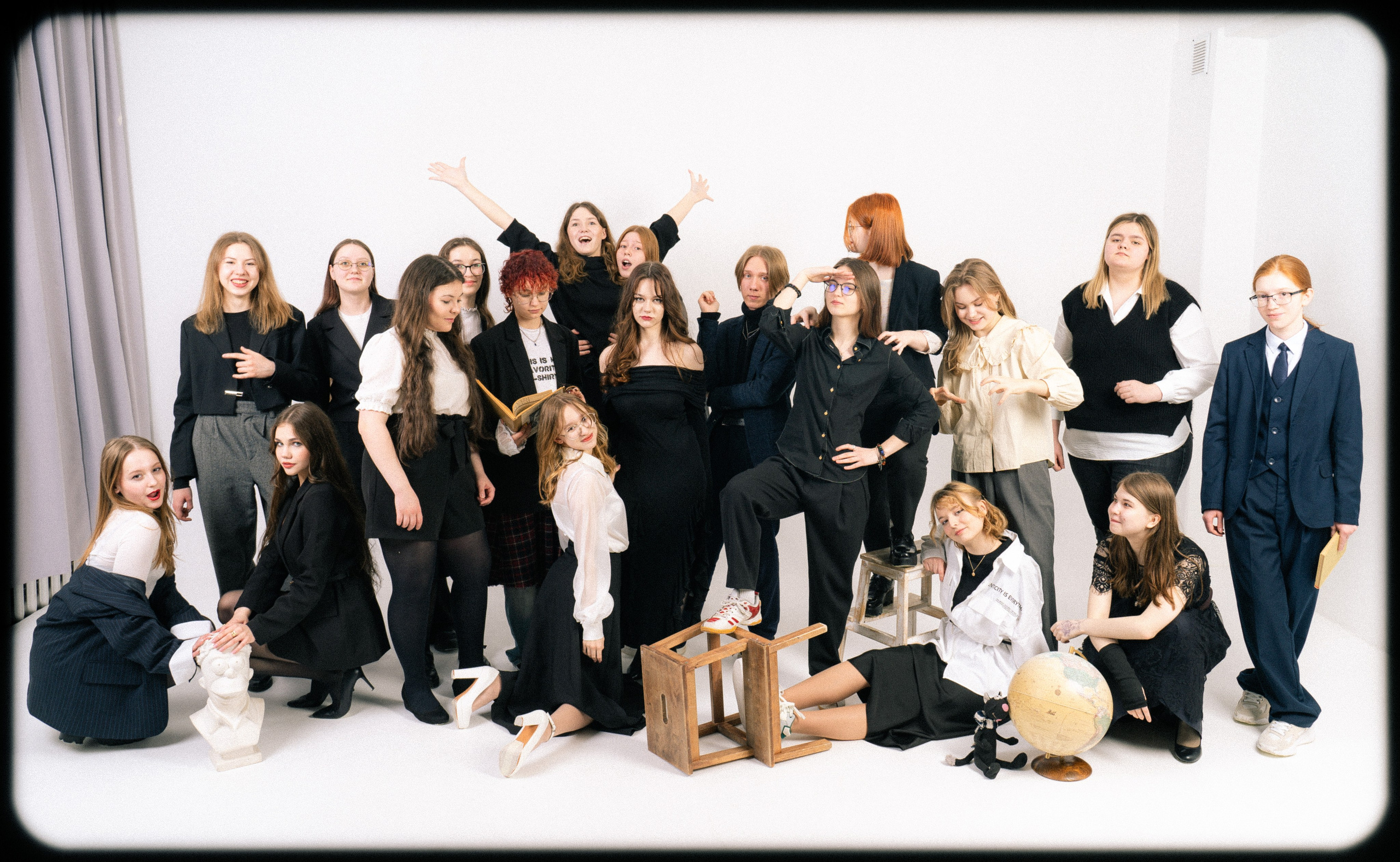 Школьная фотосессия в студии. Репортажный фотограф Даниил Коваленко
