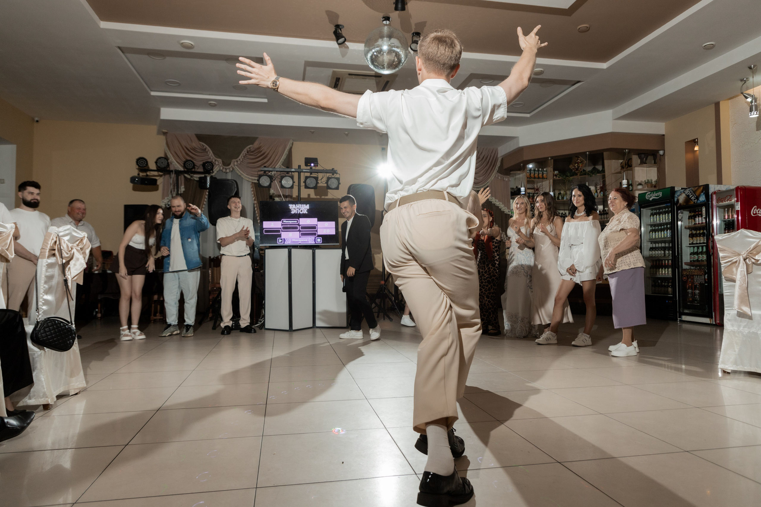Роман и Александра (банкет). Свадебный фотограф Ангелина Сунгатулина | Саратов | Балаково | Вольск