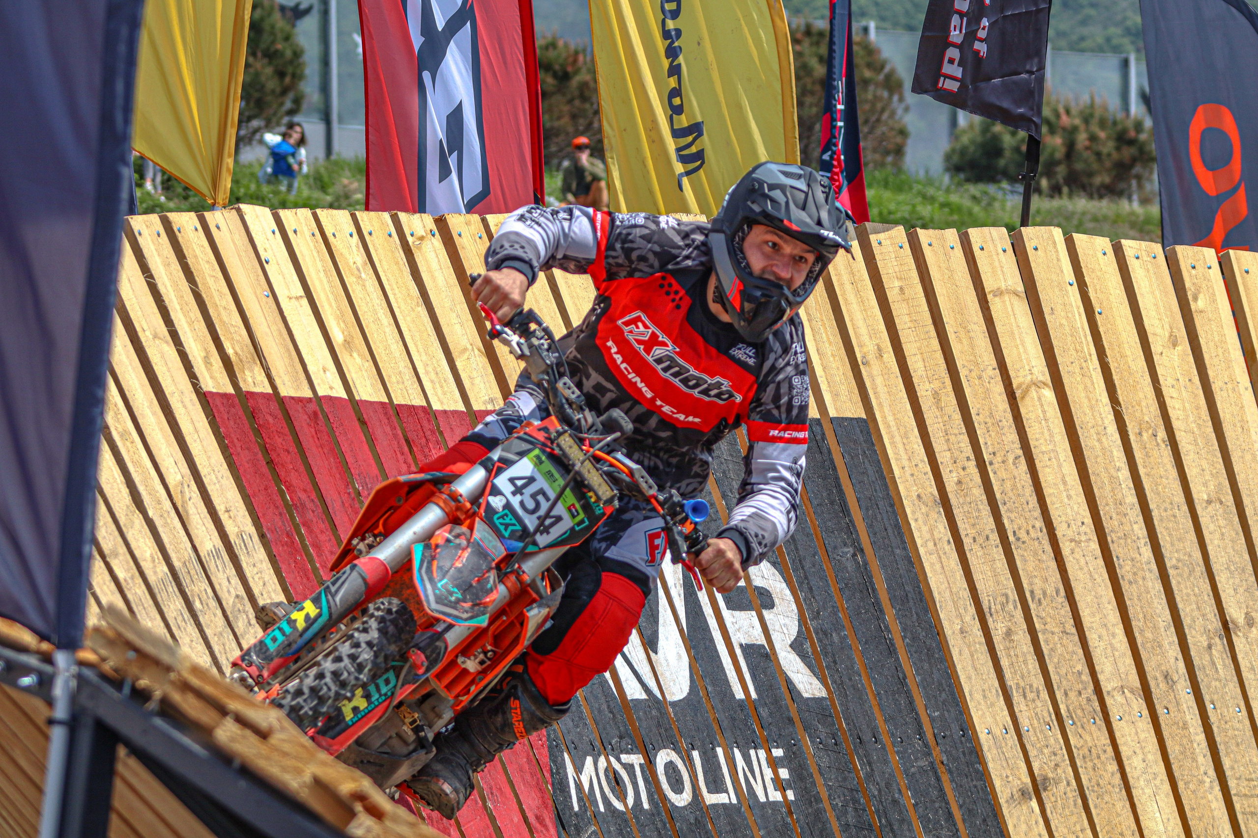 Enduro. Ivaladimirovna1995.wfolio.pro