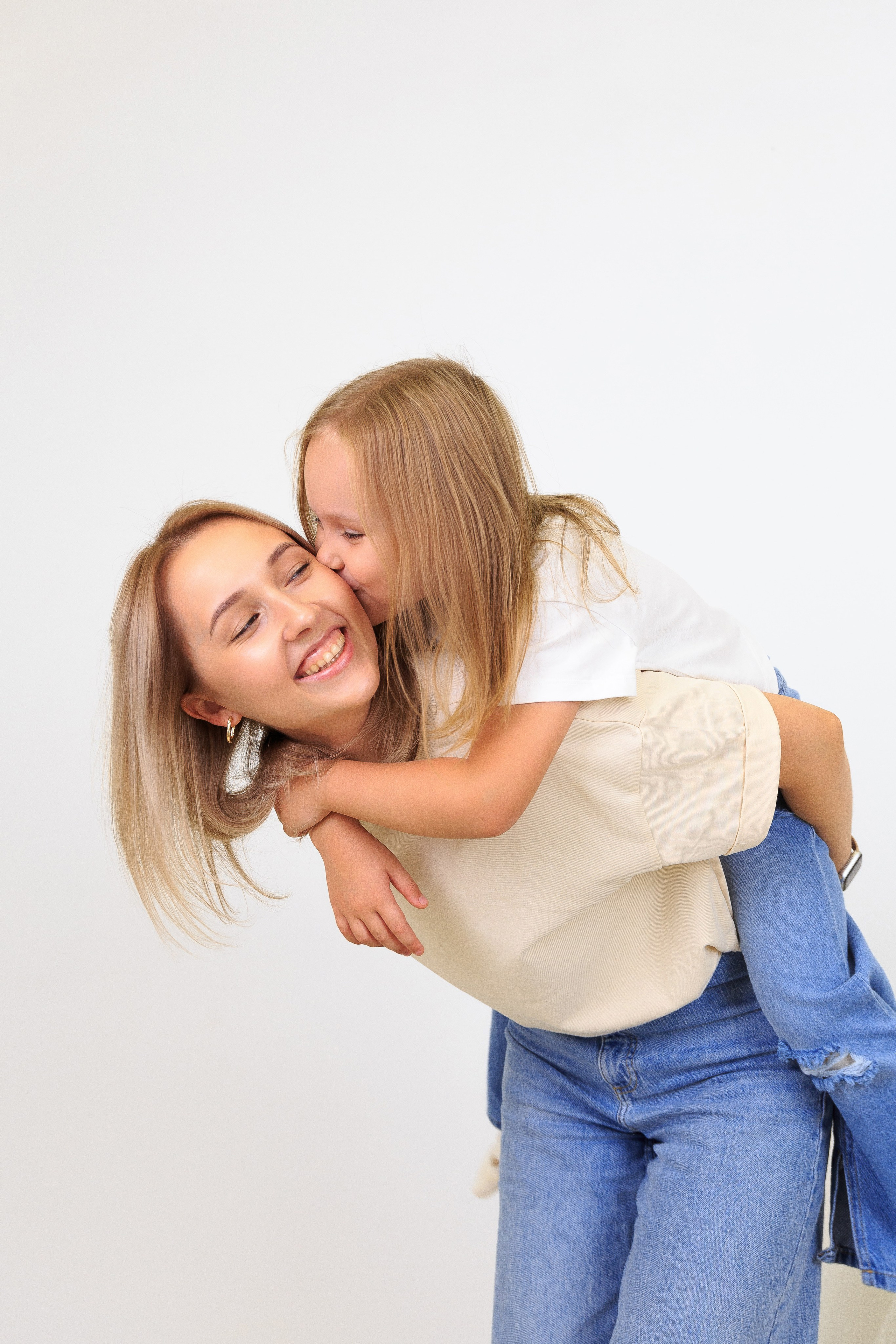 Даша, Катя, Алиса и Эмилия. АНАСТАСИЯ КУЗНЕЦОВА | ФОТОГРАФ ЧЕБОКСАРЫ