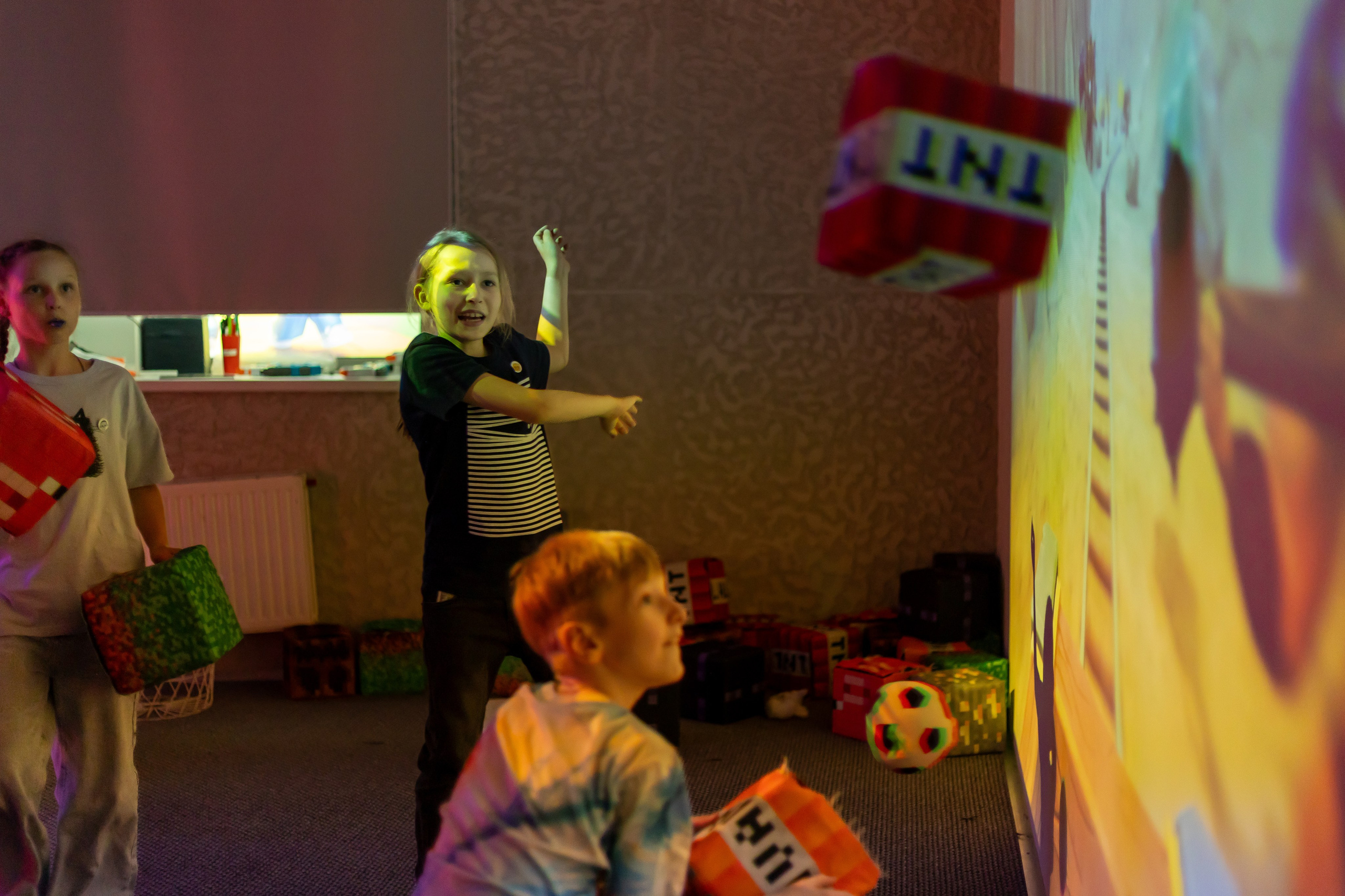 Репортаж с детского дня рождения ExitGames 20/04/2025. Семейный фотограф Израиль