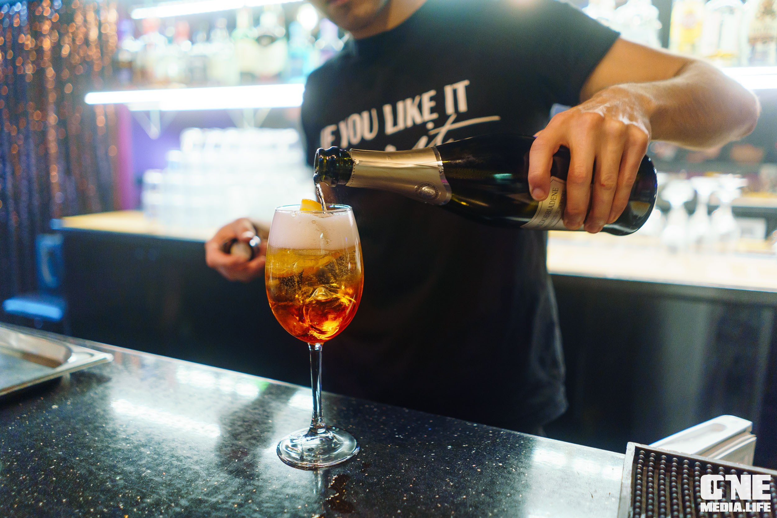 Фоторепортаж из караоке-клуба Эйфория. One Media Life: фоторепортажи, фотоотчеты с мероприятий и заведений