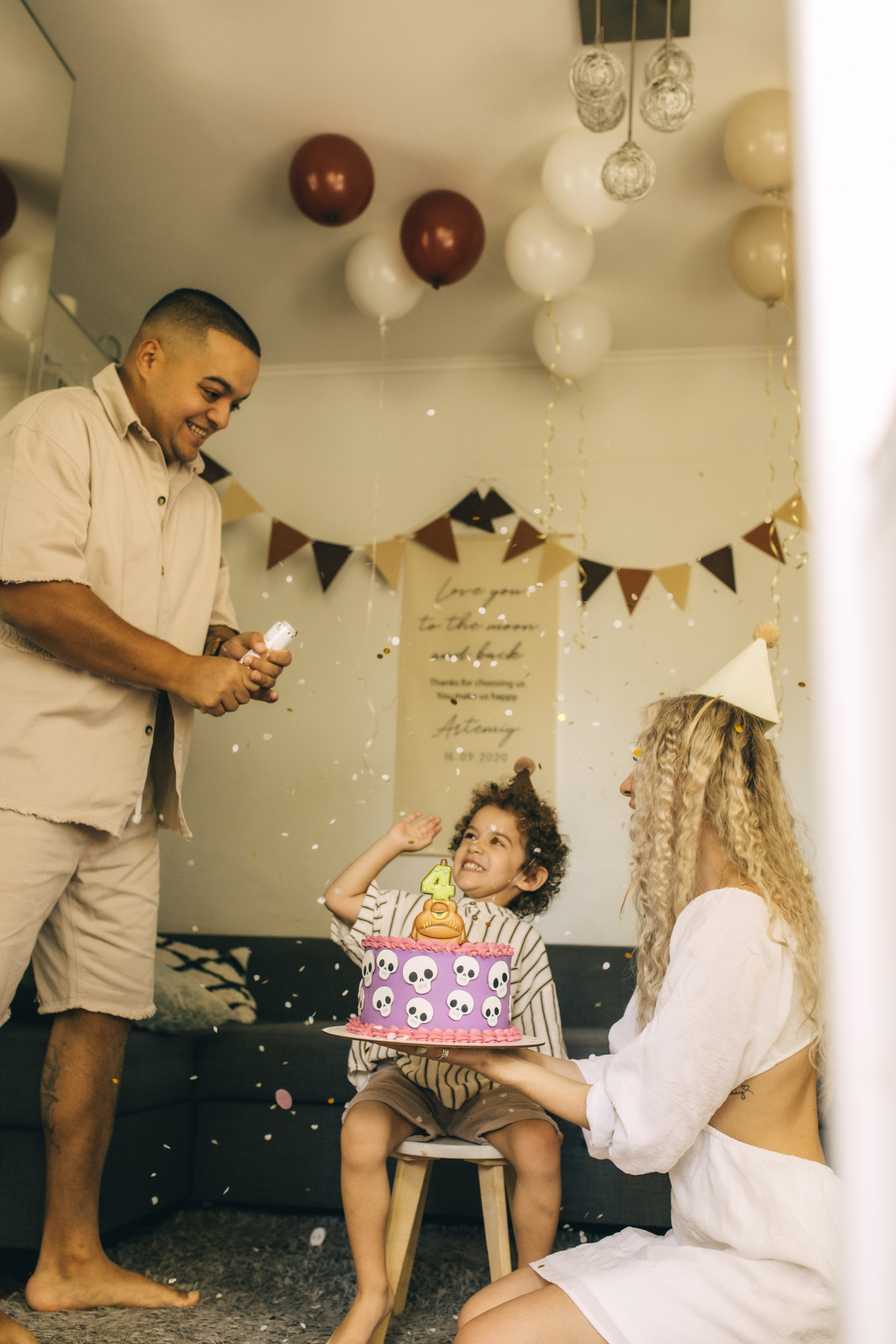 День рождения дома. Ваш семейный фотограф в Москве и Московской области