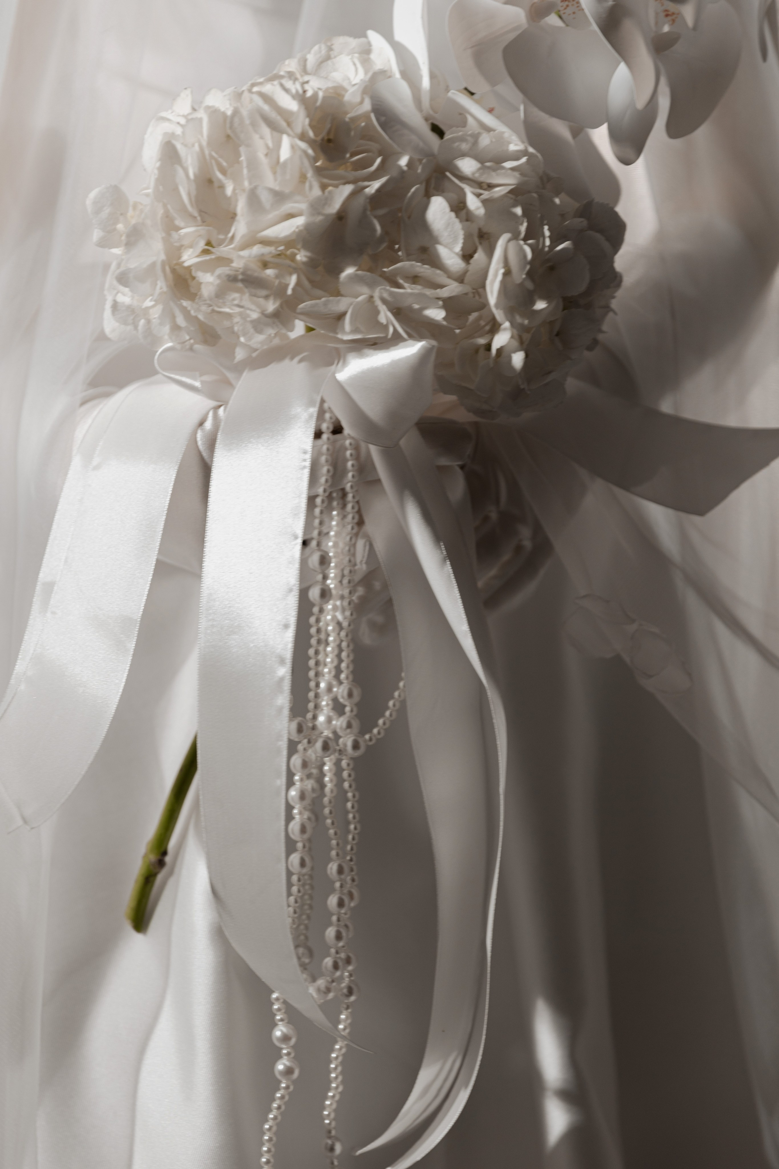 Алена. Я Ира и я фотографирую свадьбы более 10 лет