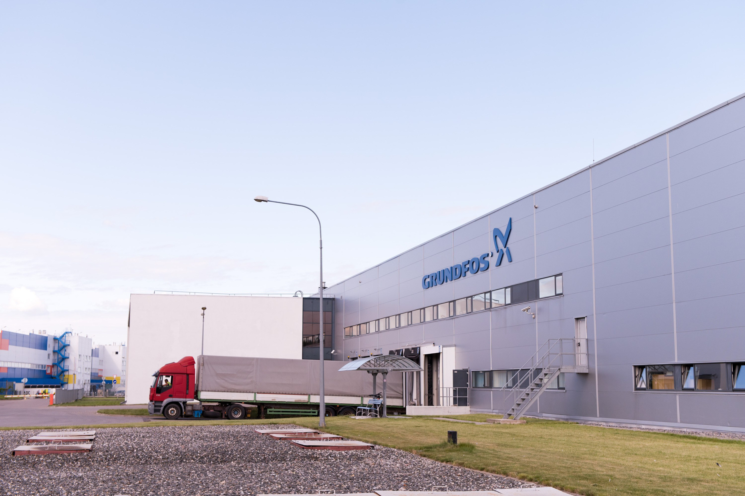 Производство Grundfos. Репортажный фотограф и видеограф Слава Думчев. Тимбилдинги, отчетники, корпоративы