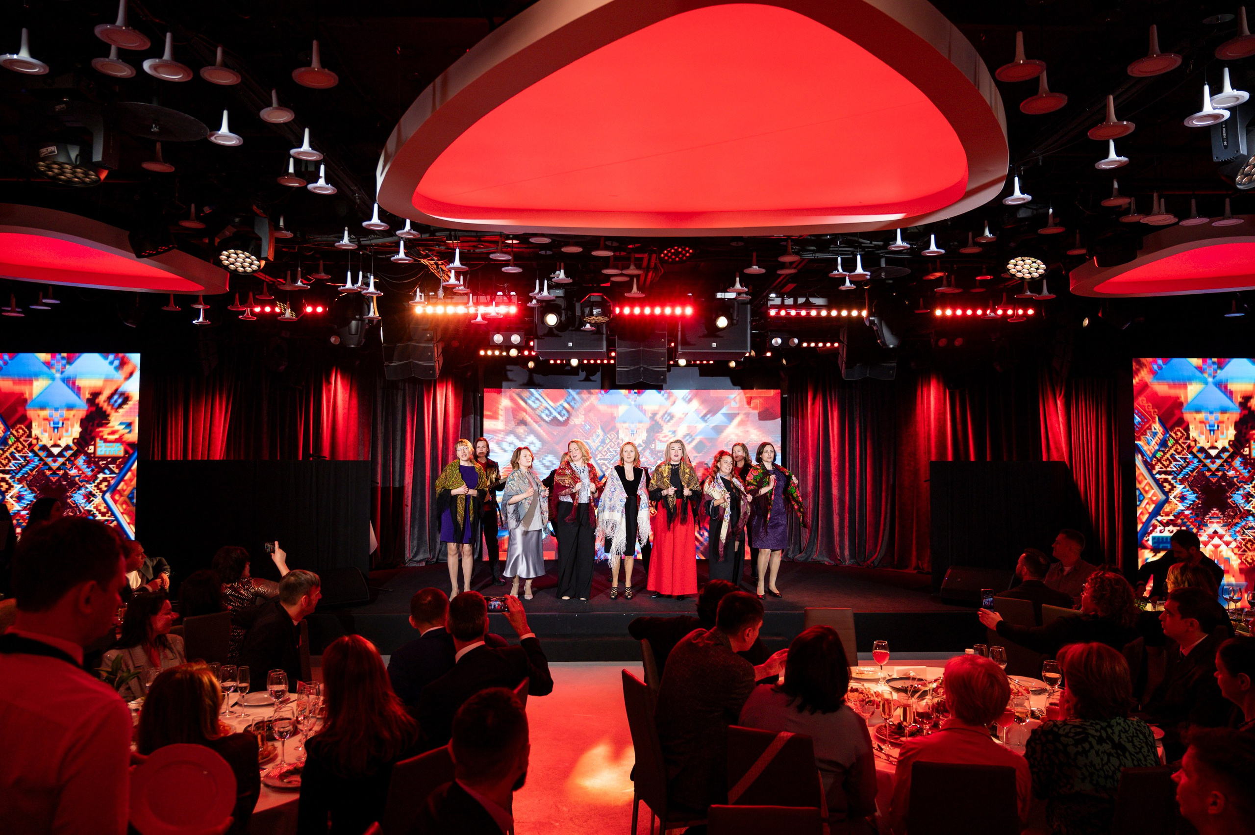 Новогодний корпоратив Puratos. Репортажный фотограф и видеограф Слава Думчев. Тимбилдинги, отчетники, корпоративы