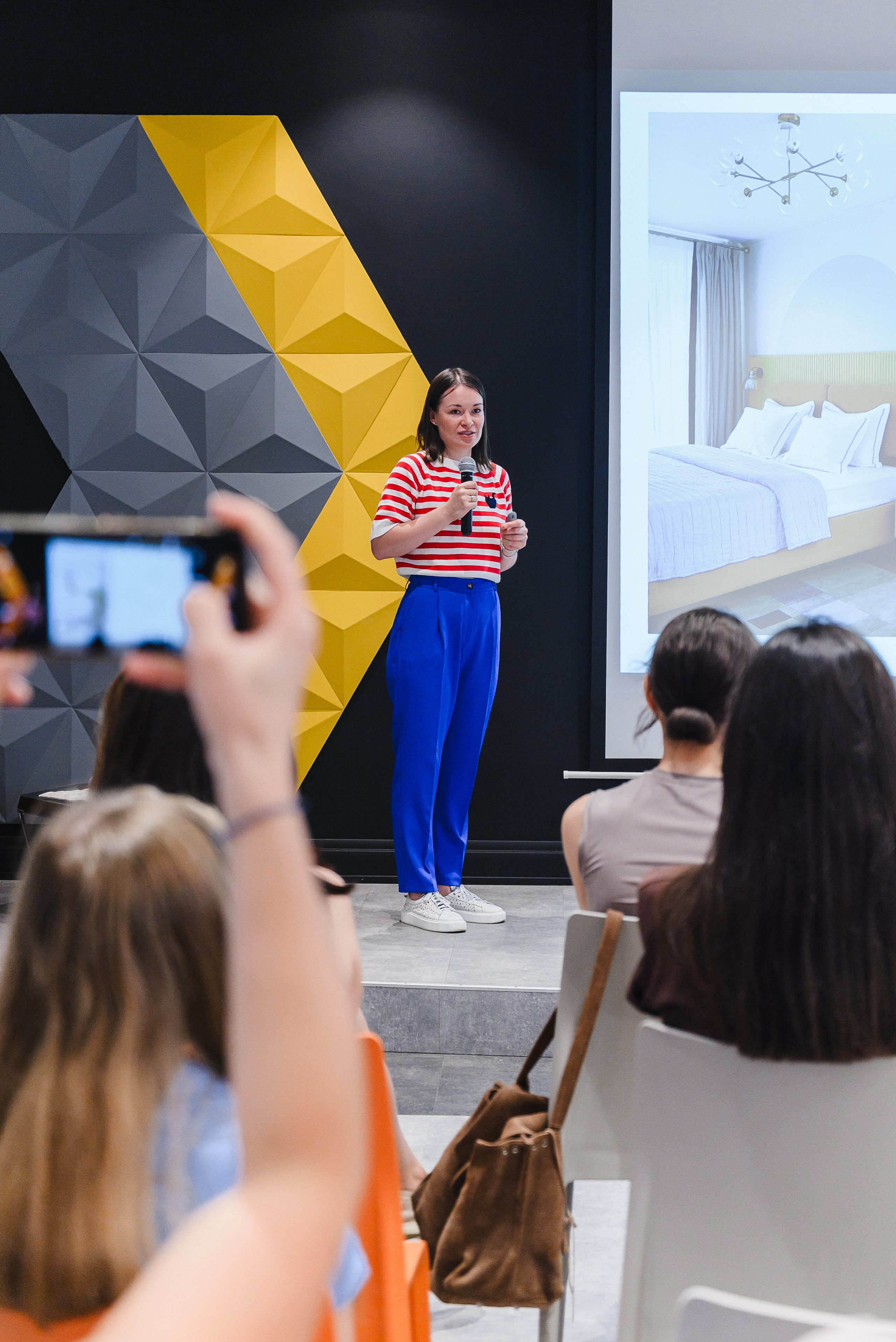 Семинар-экскурсия. Искусство колористики: современные подходы к выбору цветовых палитр. Фотограф Лопаткина Ирина