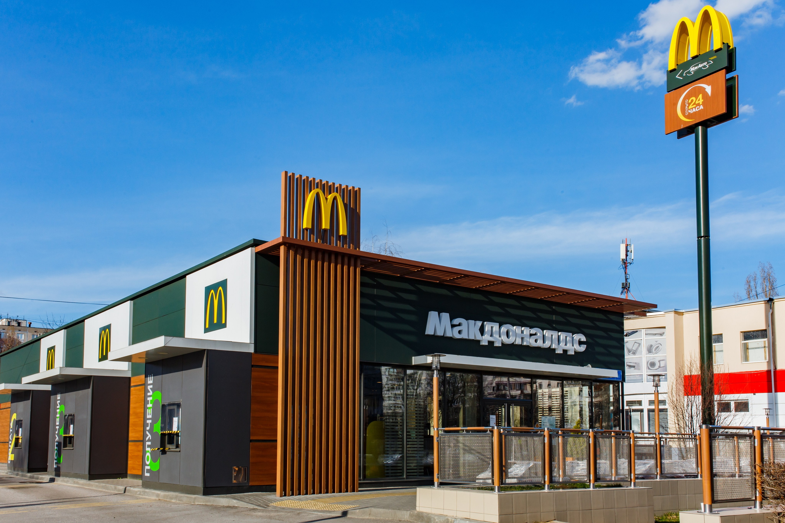 АО «Рубль», остекления зданий. Фотограф в Воронеже Иван Самодуров