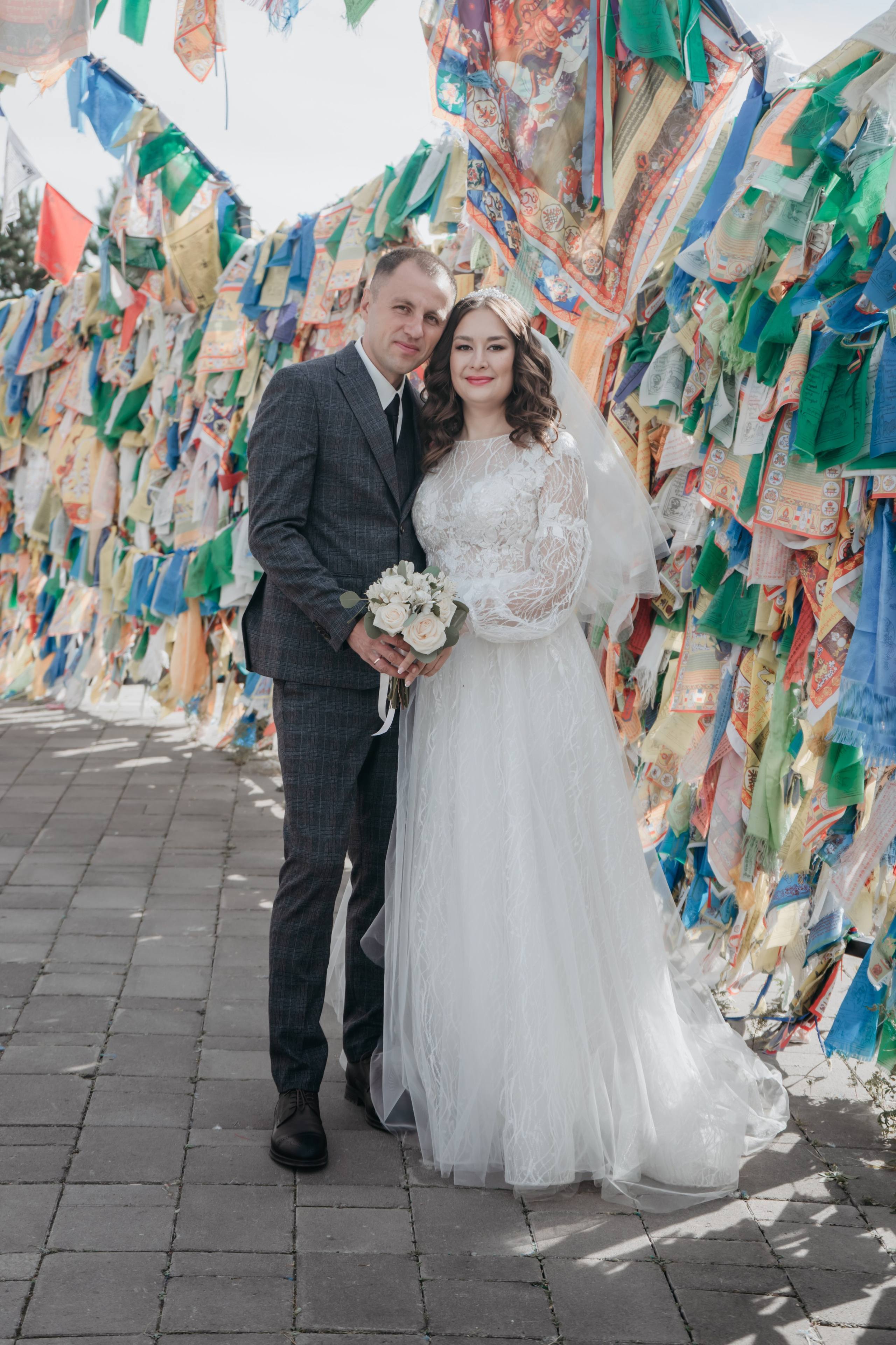 Свадебный фотографии с прогулки в окрестностях Улан-Удэ. Фотограф в Улан-Удэ. Свадебный фотограф в Улан-Удэ