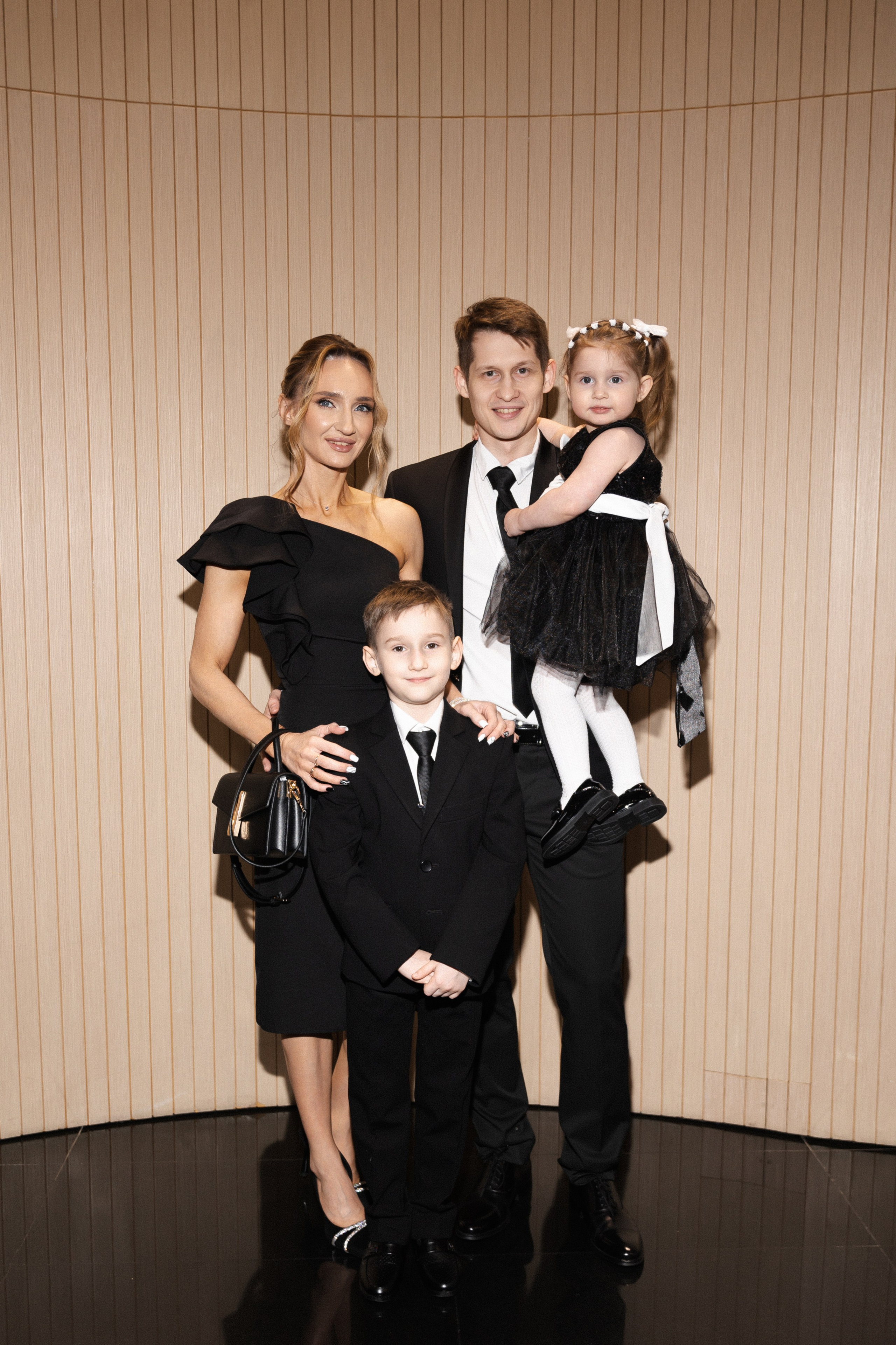 Михаил и Елизавета. Фотограф Тюмень Пушковская Кристина