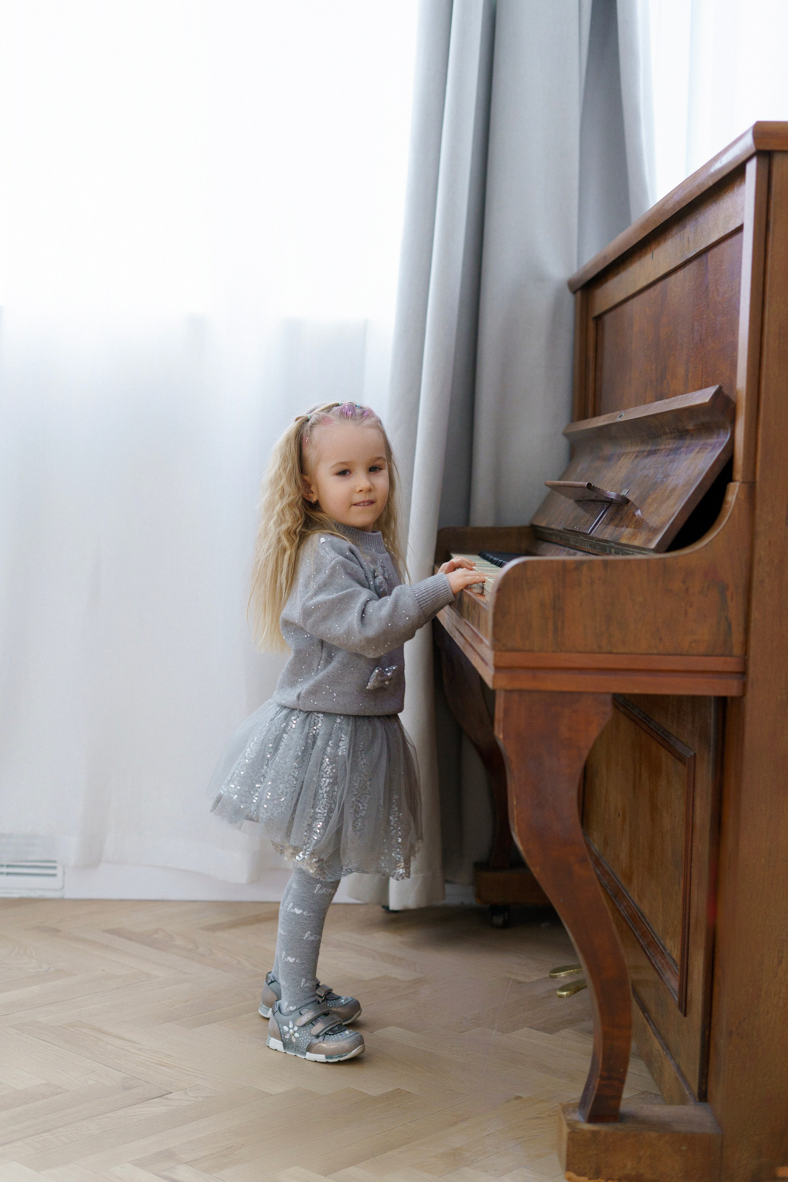 Вика и Алиса. Главная