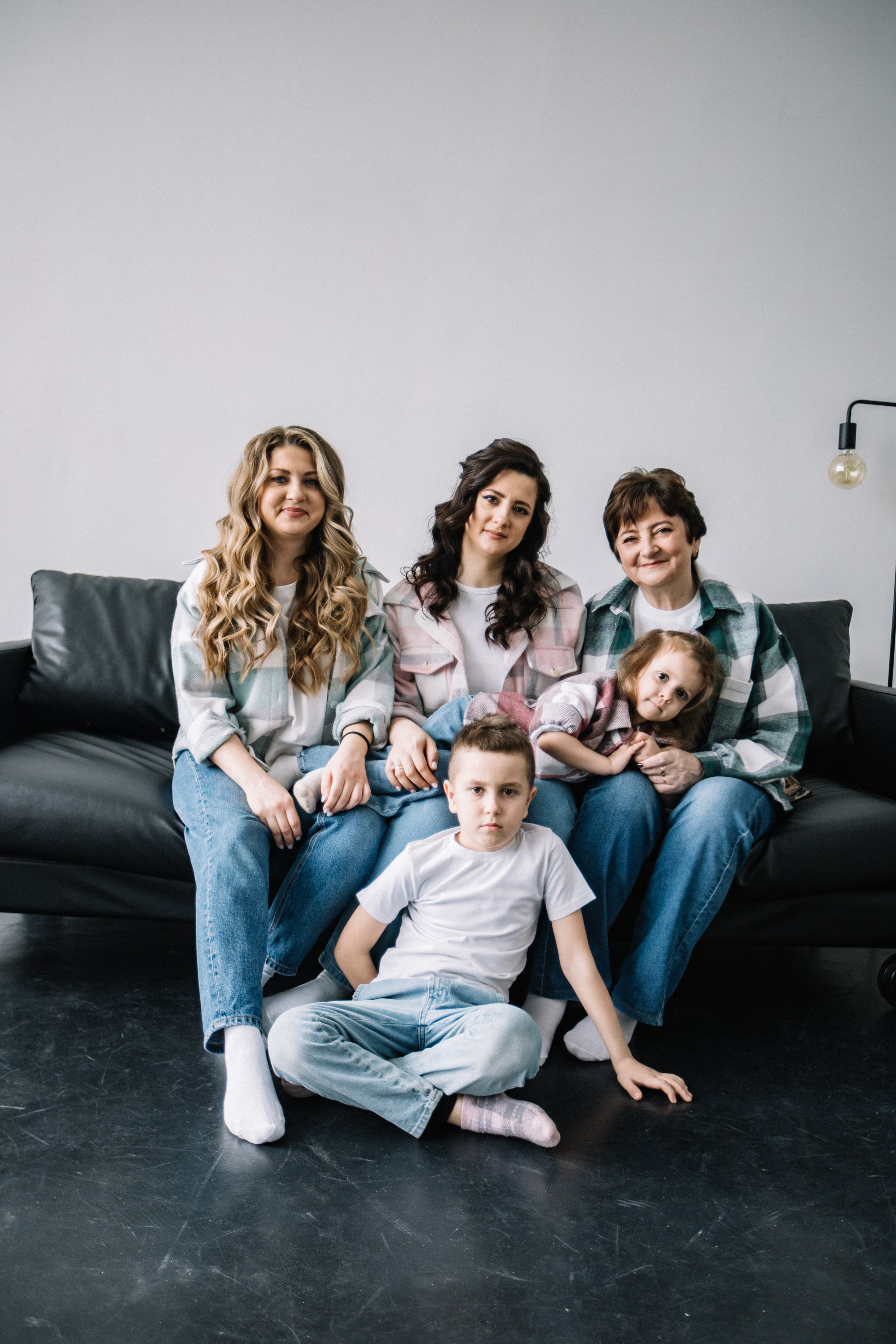 Настя, Маша и Мама. Главная