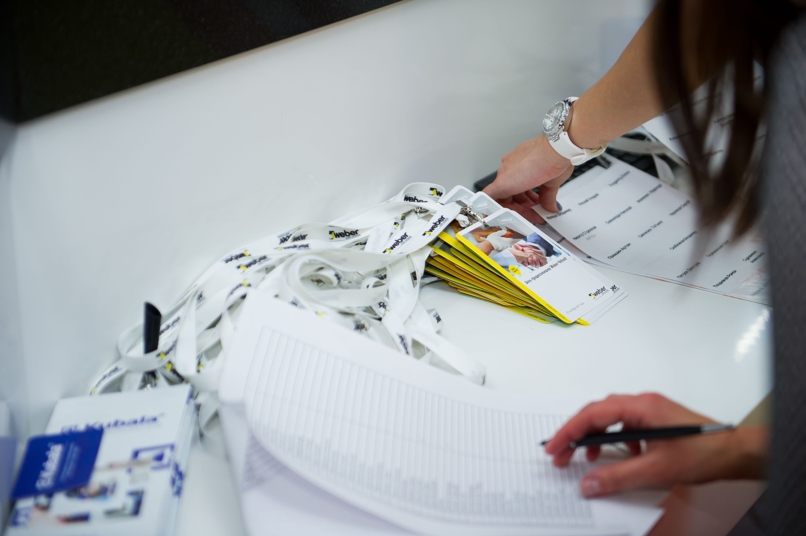 Saint-Gobain демонстрационный центр. Встреча блогеров и представителей фирмы. Репортажный фотограф и видеограф Слава Думчев. Тимбилдинги, отчетники, корпоративы