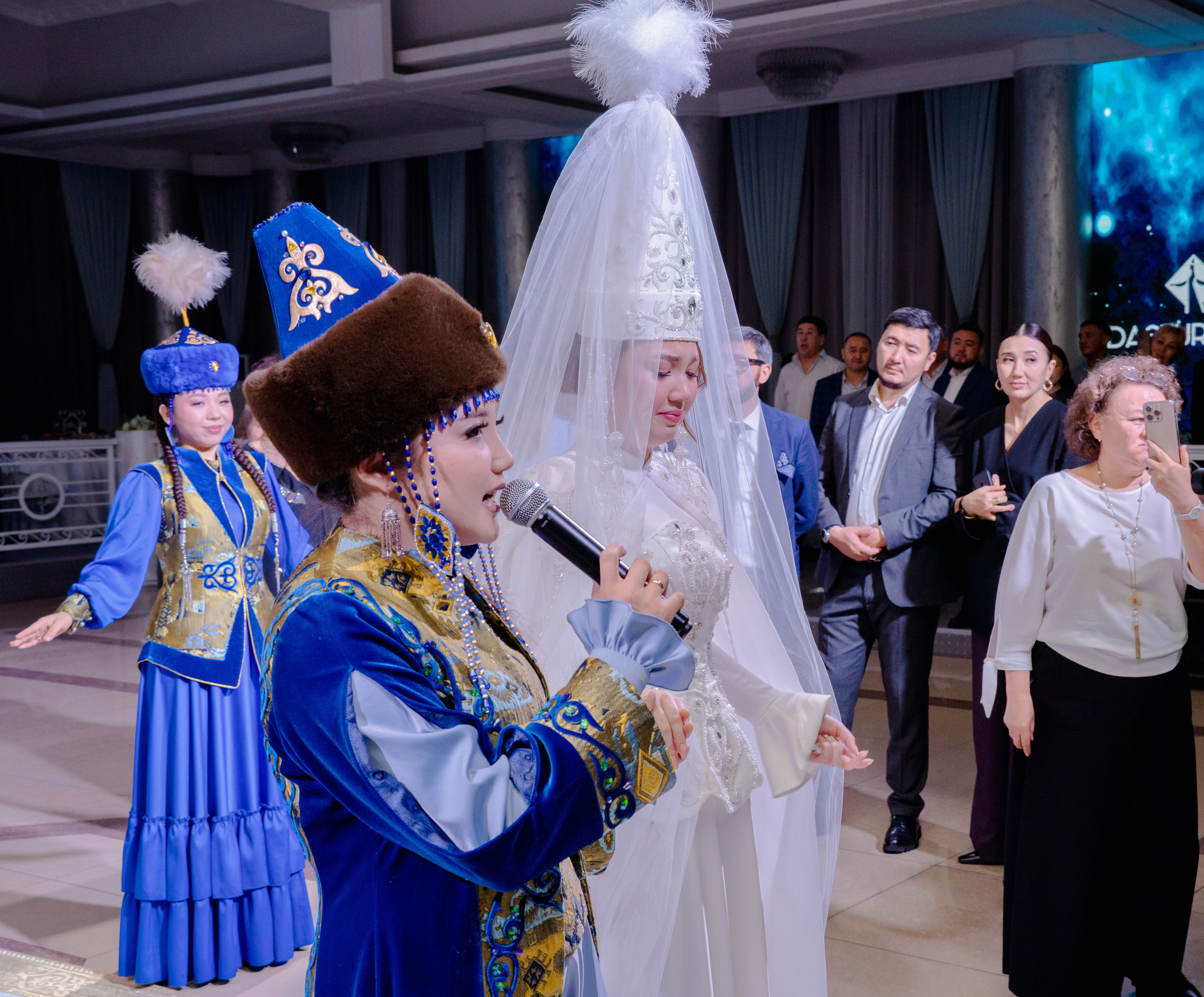 KAMILLA QYZ UZATU. Nomad media